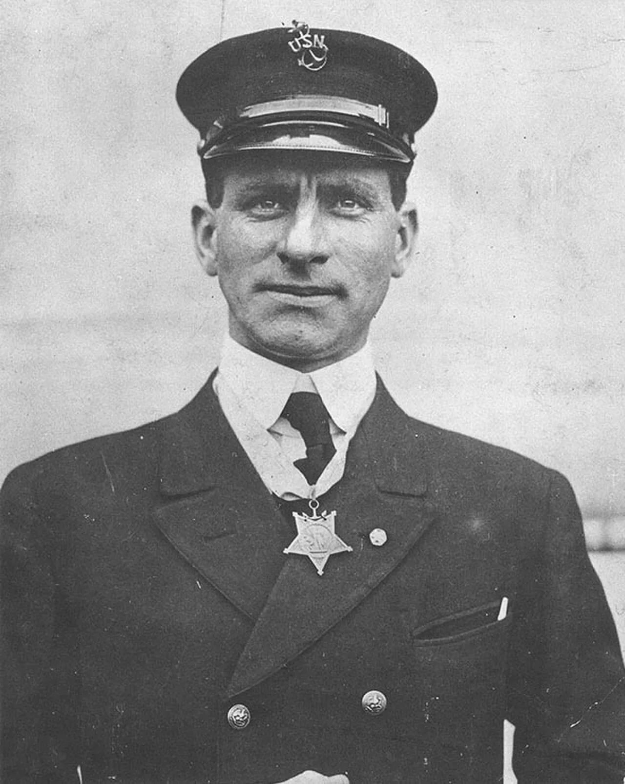 Porträt von John MacKenzie (1886–1933) – Gedenkseite