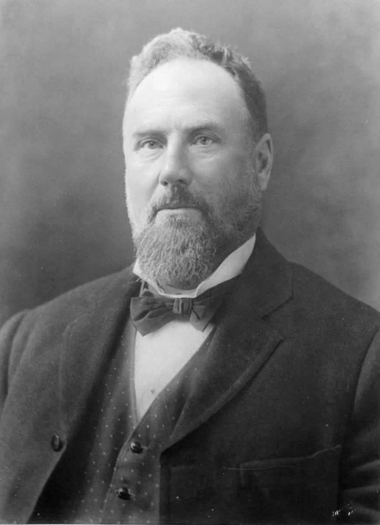 Portrait of John McKenzie (1839–1901) – memorial page