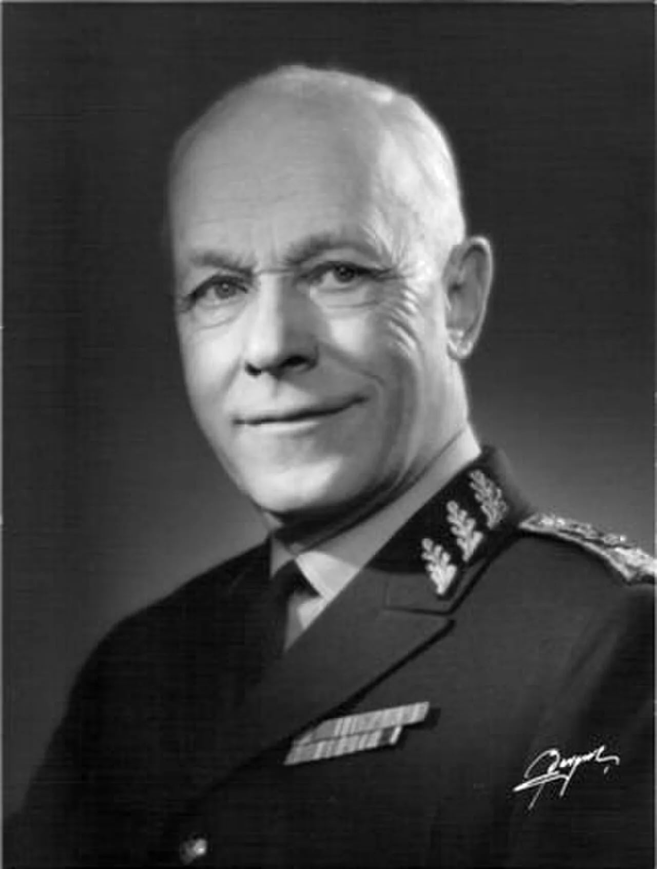 Portrait of Gustav Åkerman (1901–1988) – memorial page