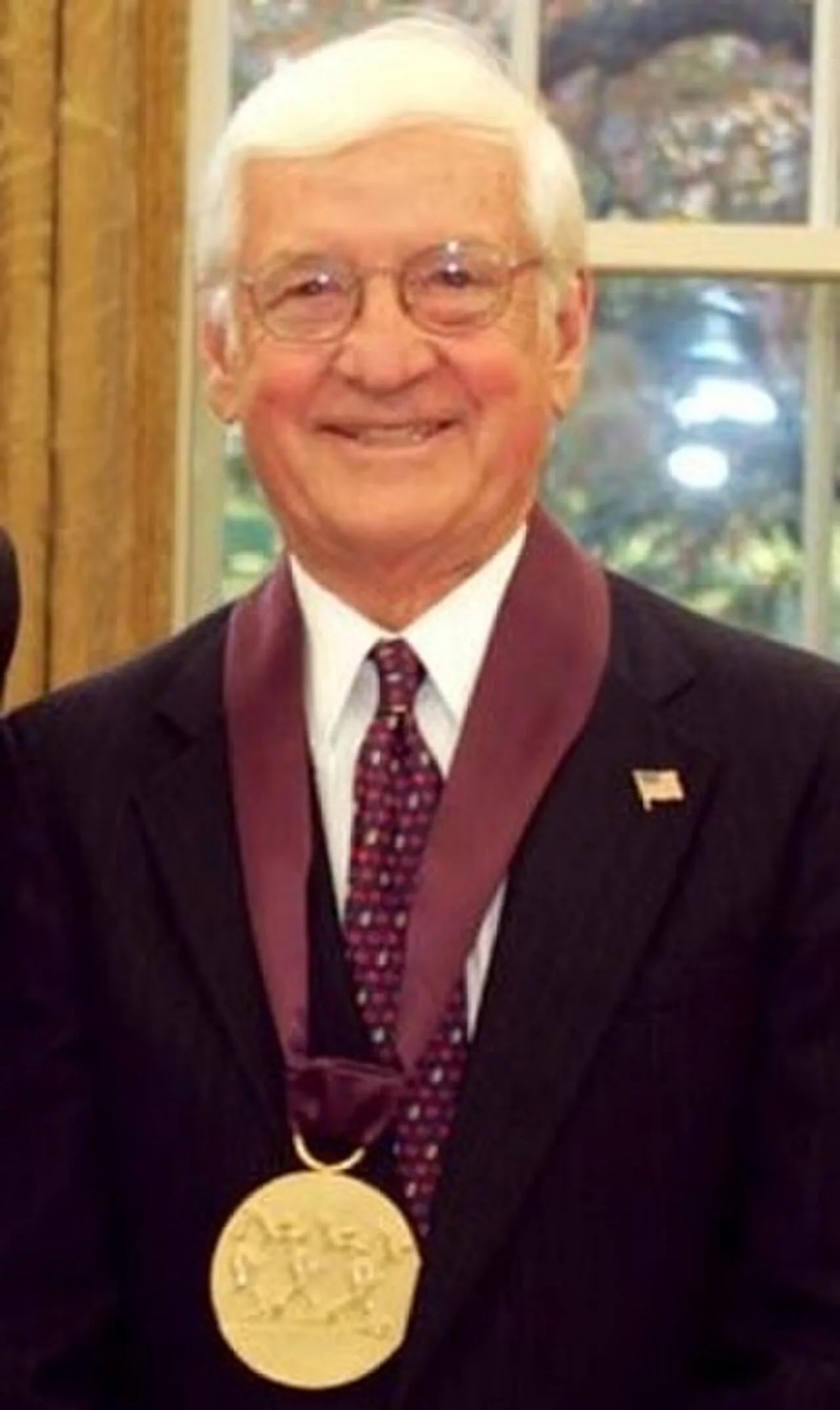 Portrait of John Ruthven (1924–2020) – memorial page