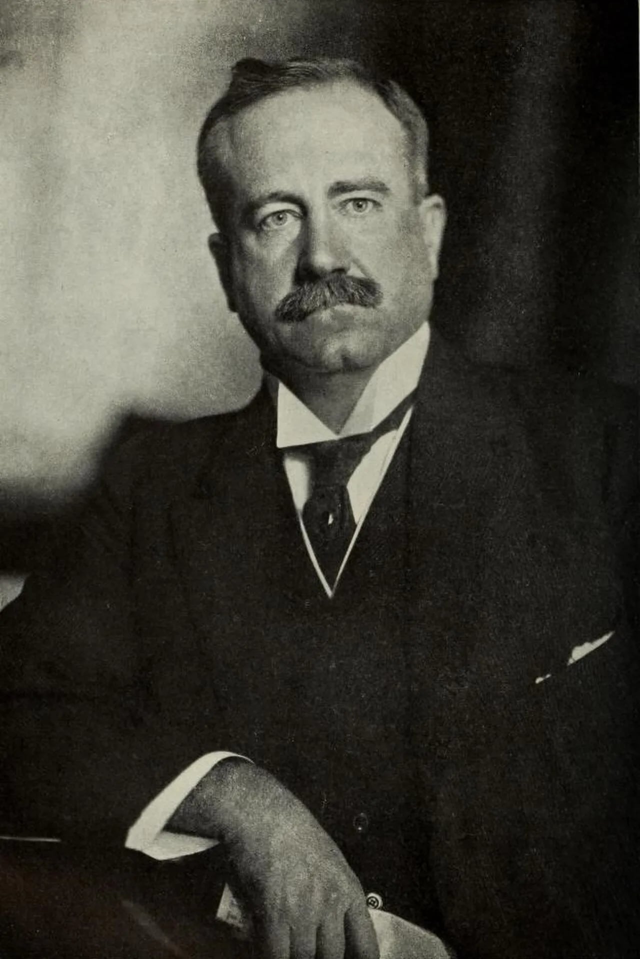Porträt von John Skelton Williams (1865–1926) – Gedenkseite