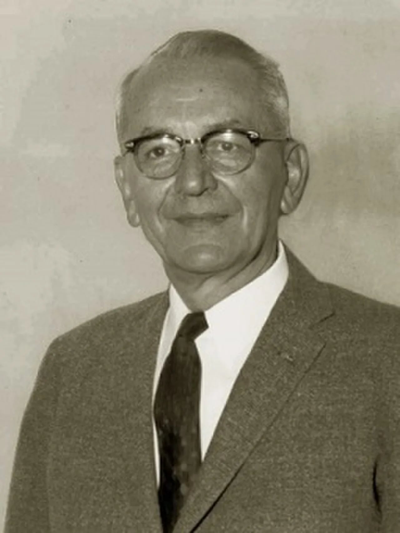 Portrait of John Slezak (1896–1984) – memorial page