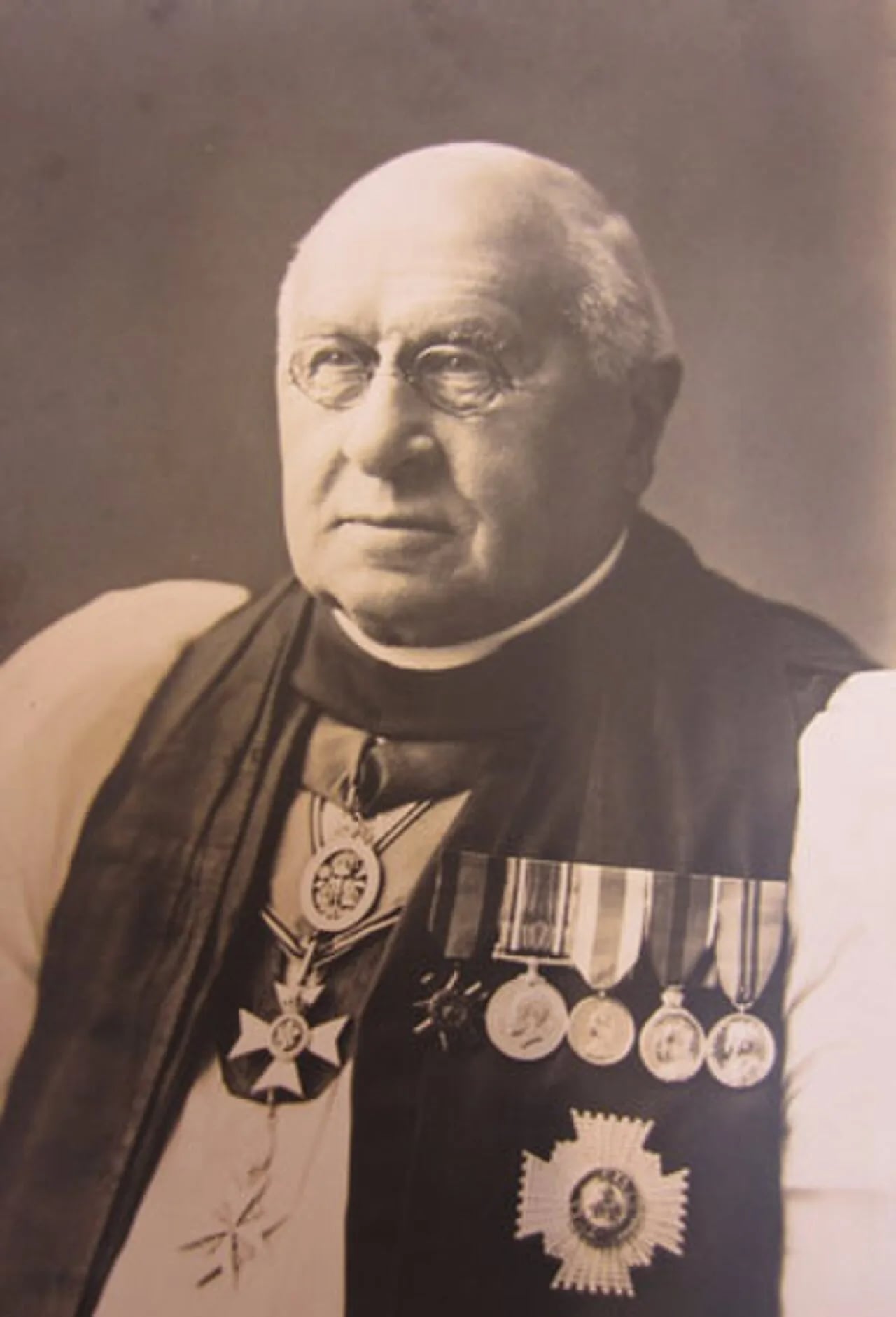 Porträt von John Taylor Smith (1860–1938) – Gedenkseite