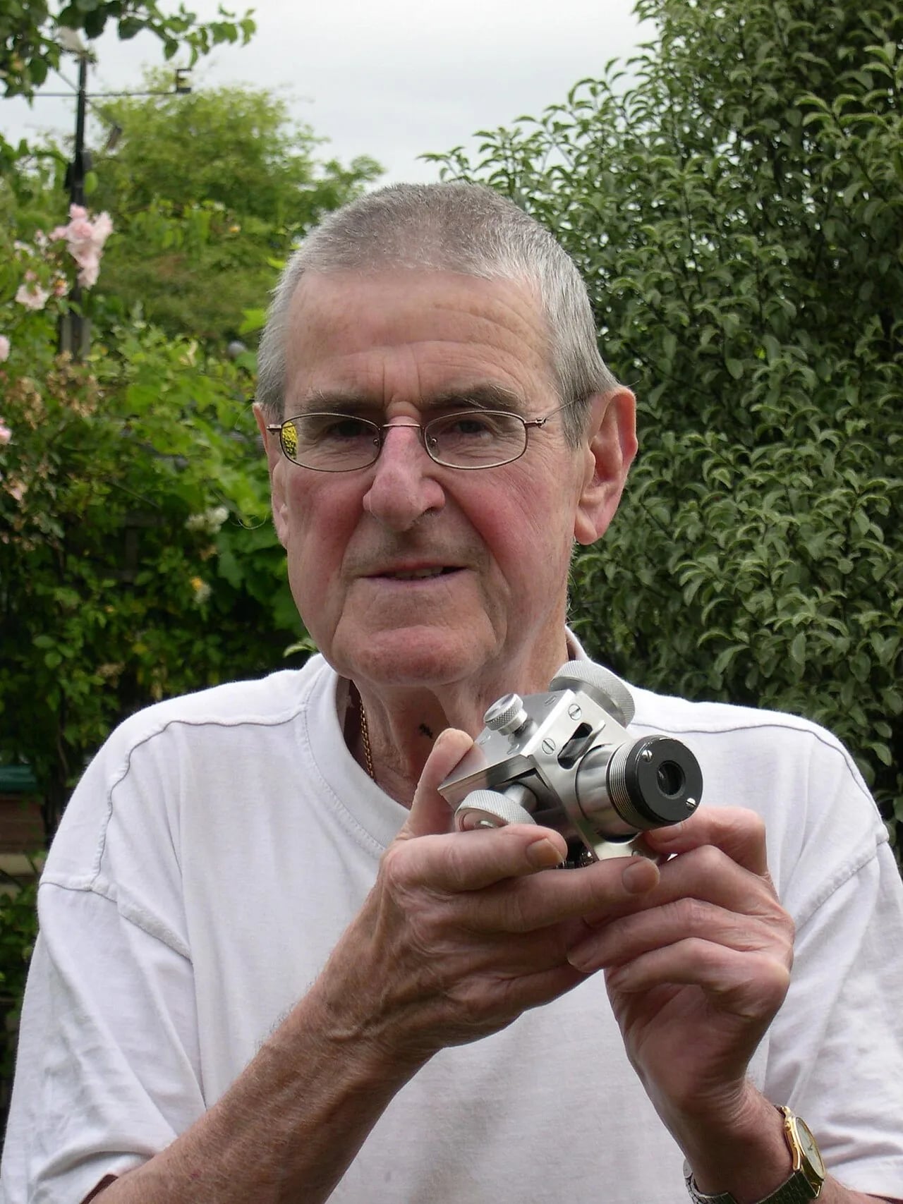 Porträt von John Wall (1932–2018) – Gedenkseite