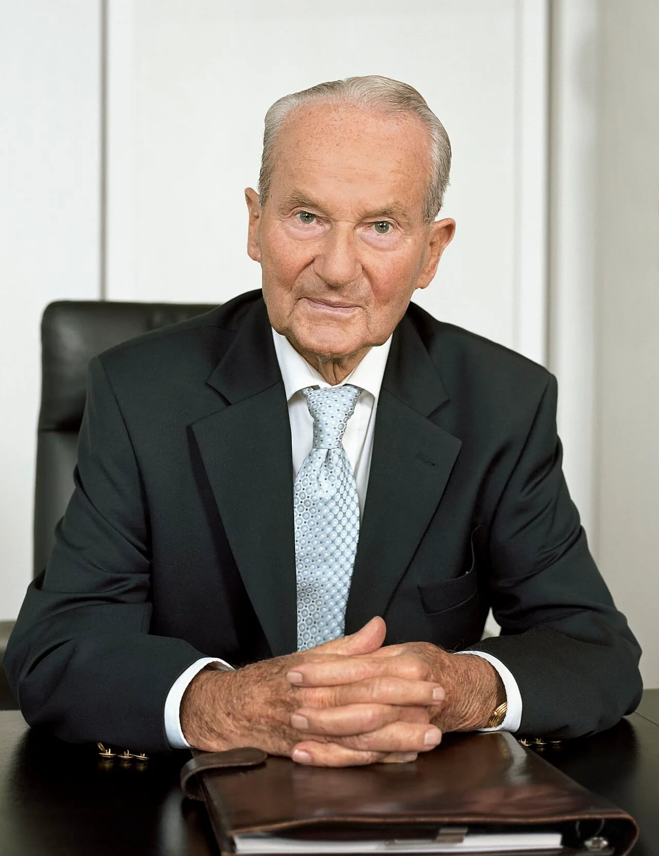 Portrait of Reinhard Mohn (1921–2009) – memorial page