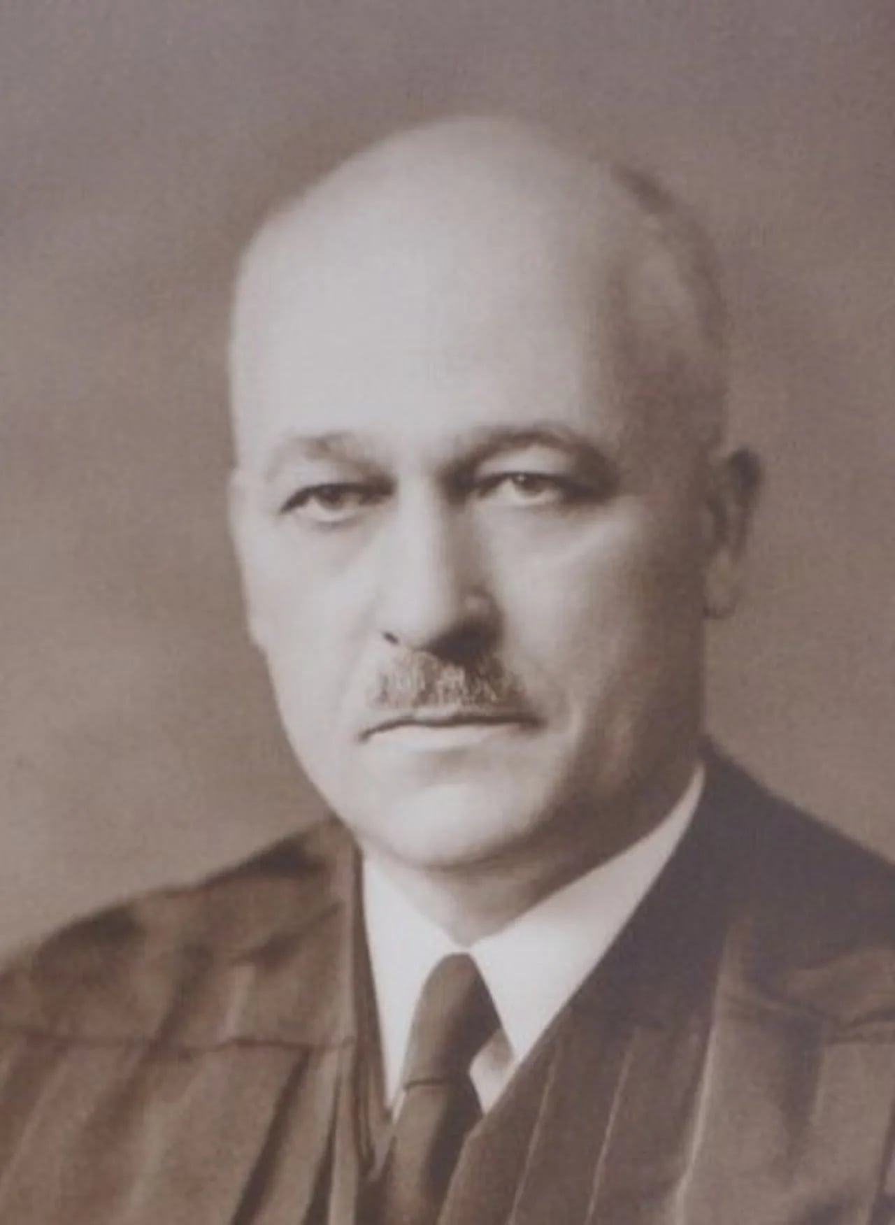 Portrait of John Wayne Delehant (1890–1972) – memorial page