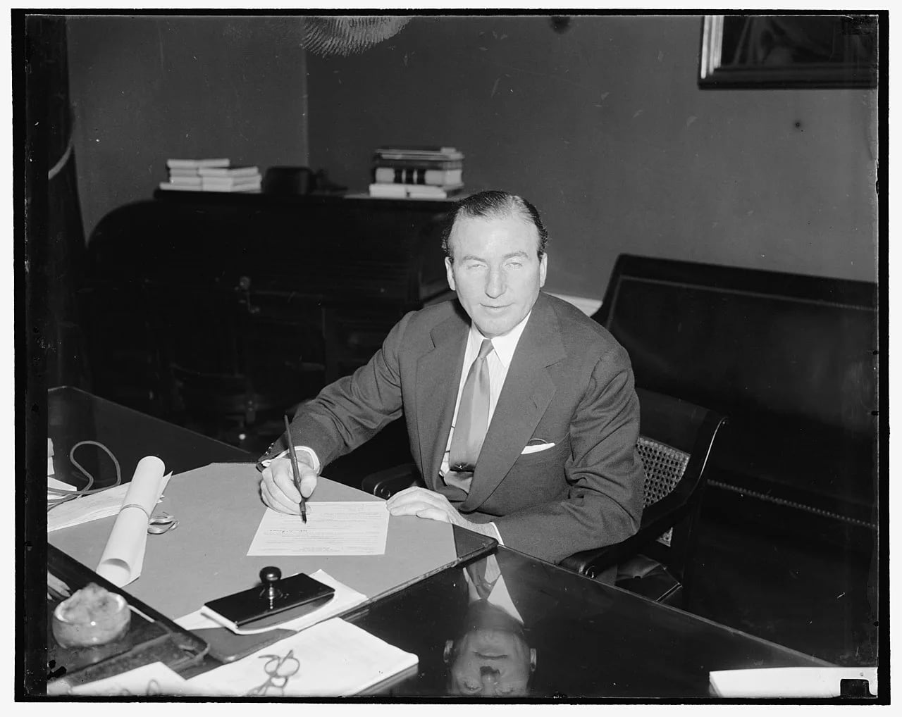 Portrait of John Wesley Hanes II (1892–1987) – memorial page
