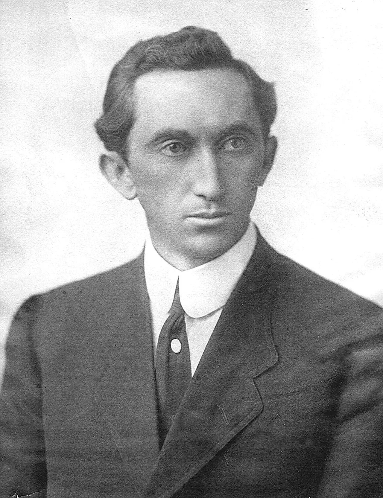 Portrait of John William Ross (1878–1925) – memorial page
