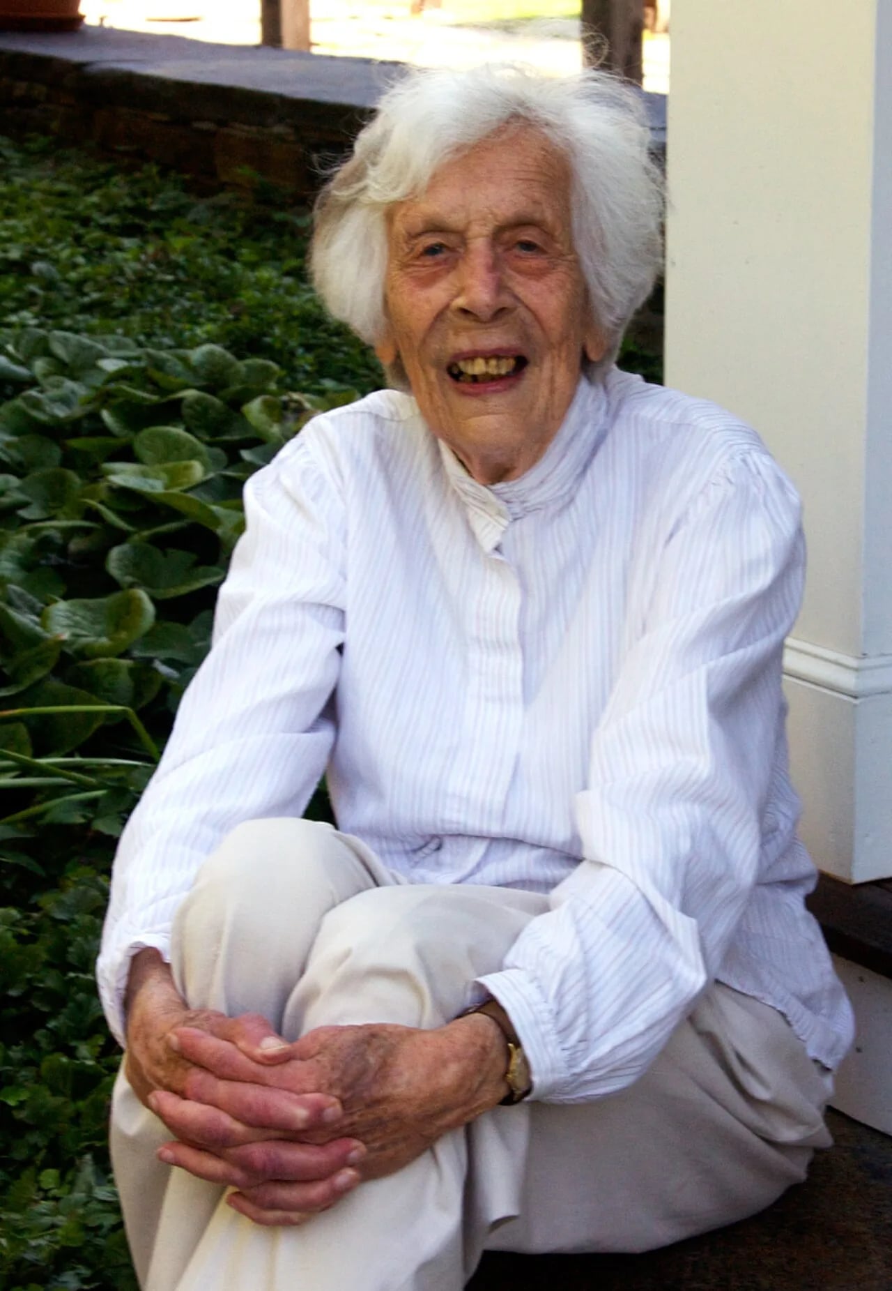 Portrait of Freya von Moltke (1911–2010) – memorial page