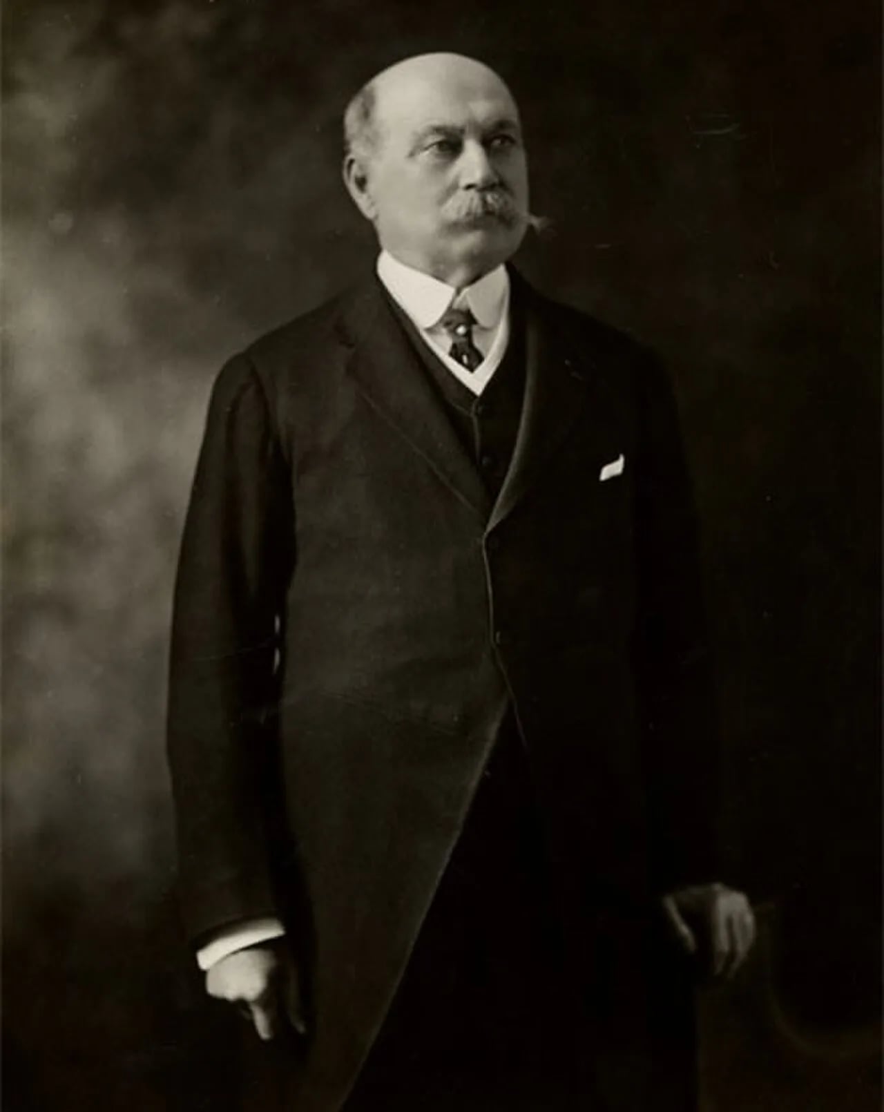Portrait of Joseph-Émery Robidoux (1843–1929) – memorial page