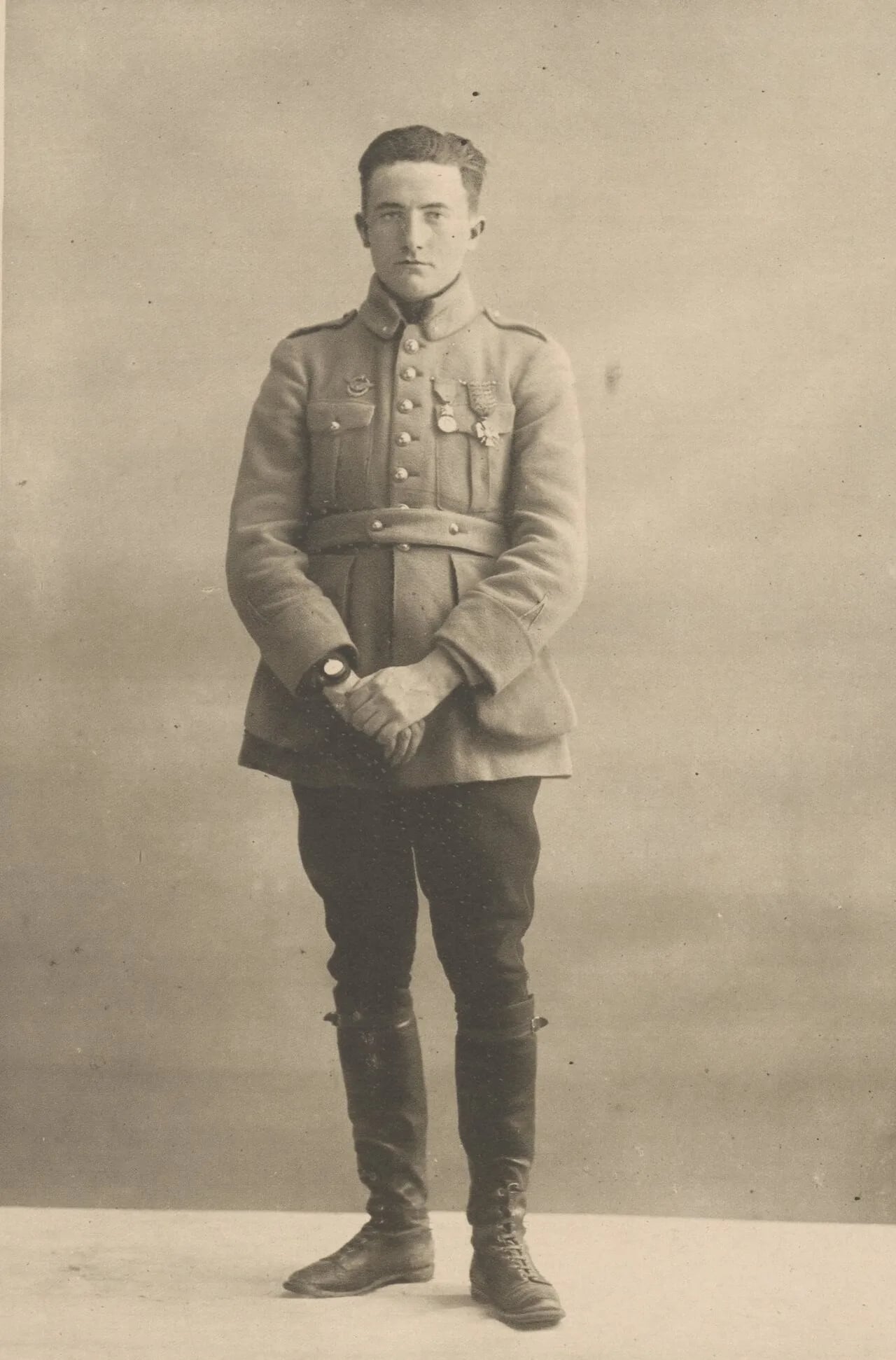 Portrait of Joseph De Bonnefoy (1894–1946) – memorial page