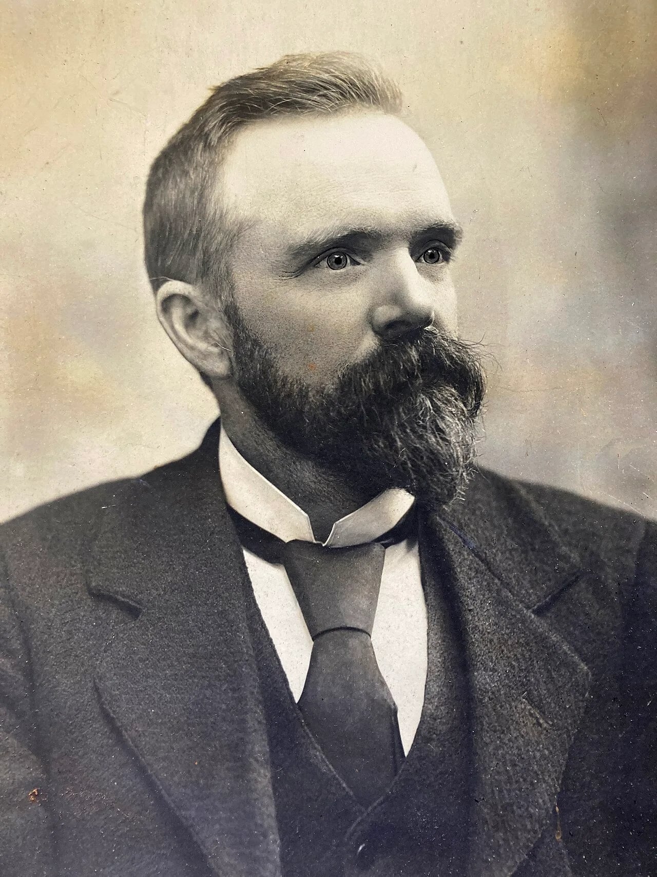 Portrait of Joseph Petrie (1848–1908) – memorial page