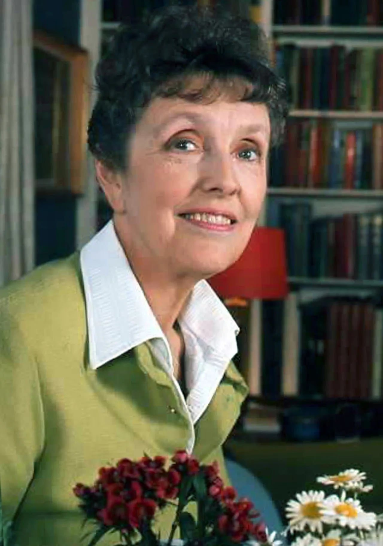 Porträt von Joyce Grenfell (1910–1979) – Gedenkseite