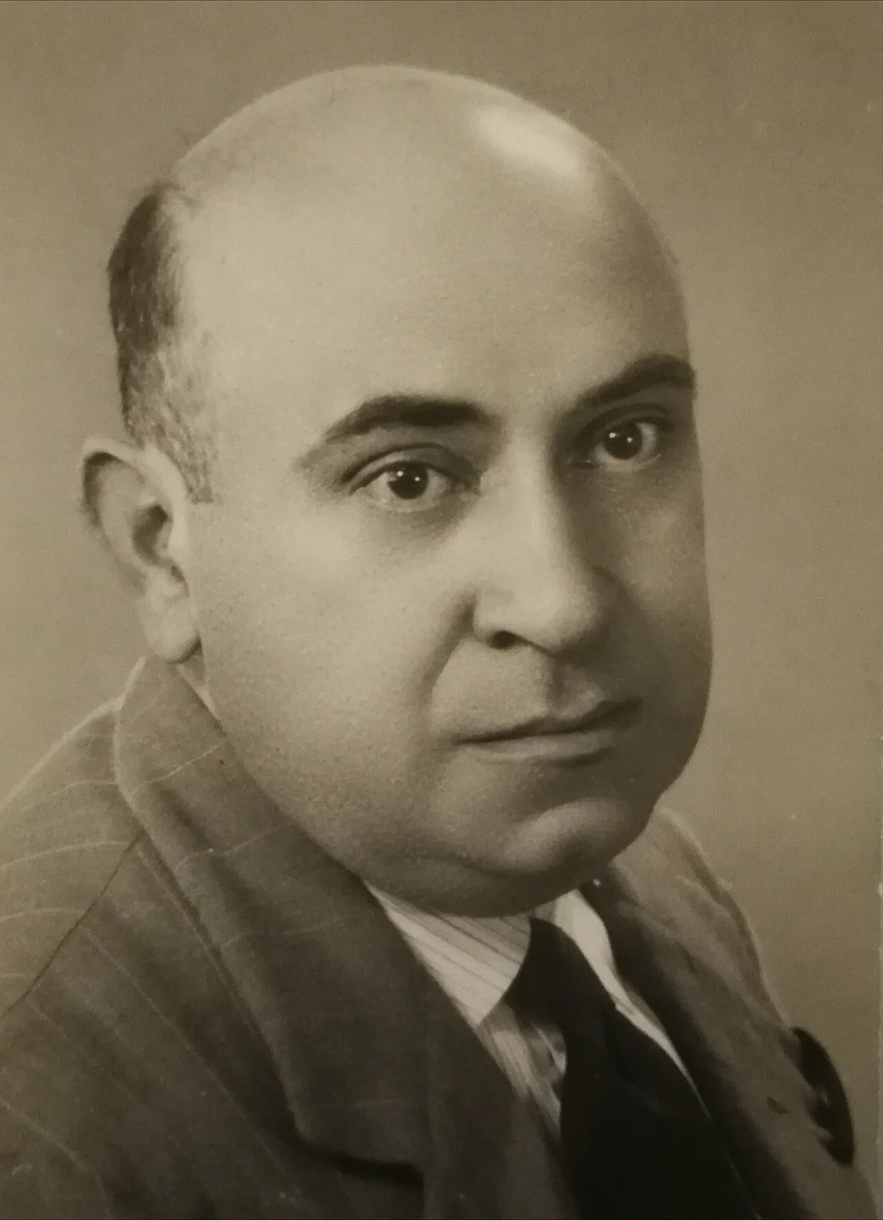 Portrait of Carmelo Savelli (1904–1952) – memorial page
