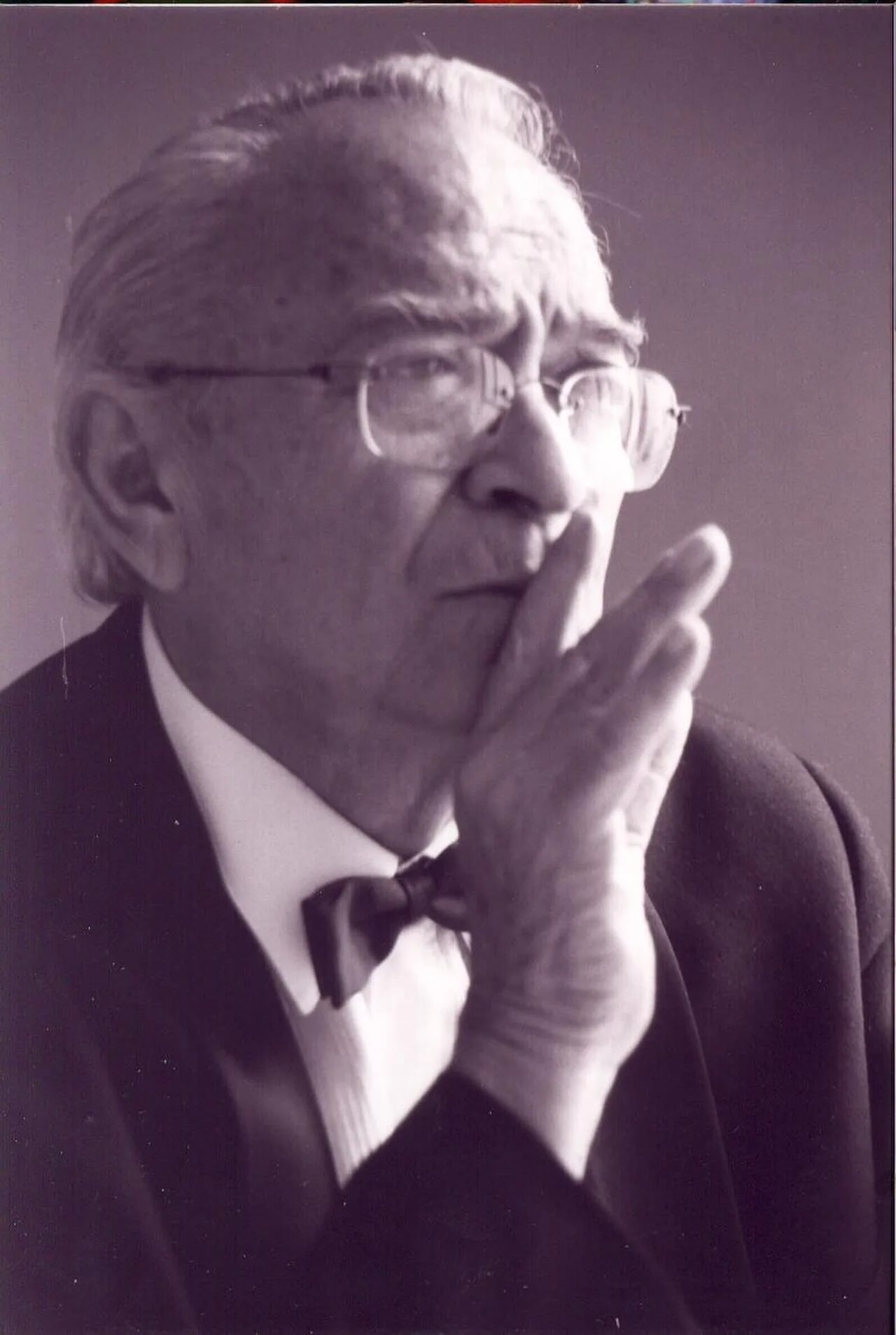 Portrait of Jorge Medina Leal (1936–2018) – memorial page
