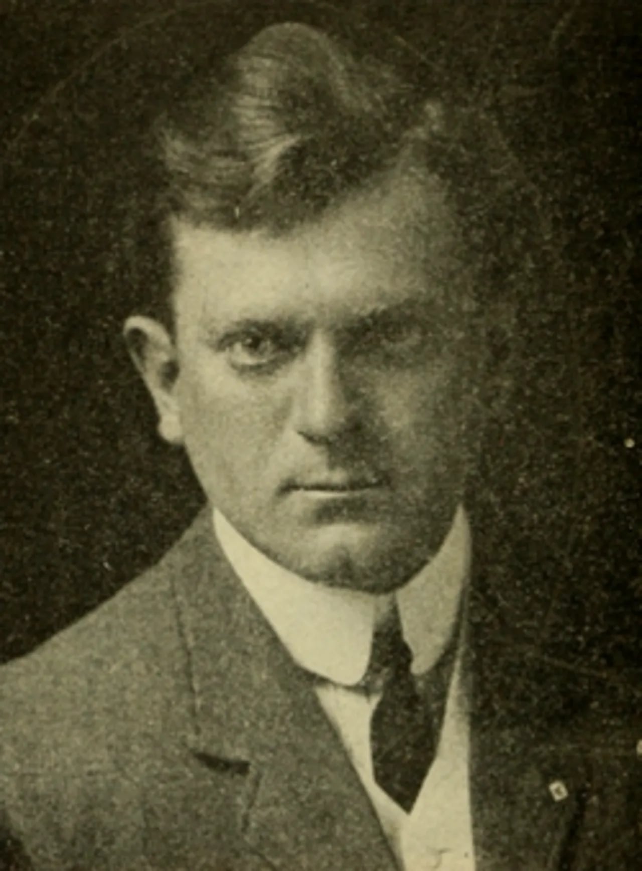 Porträt von Nathan A. Tufts (1879–1952) – Gedenkseite