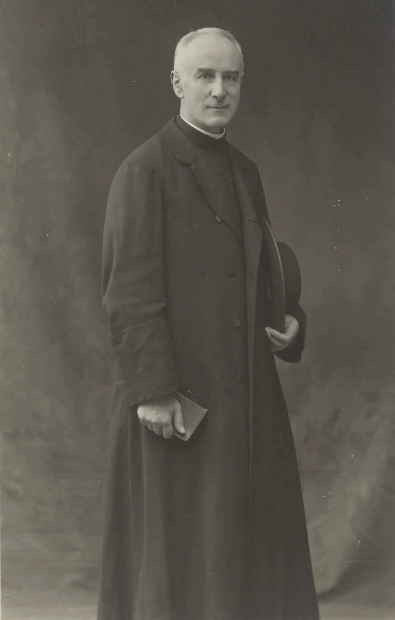Portrait of Jules Lebreton (1873–1956) – memorial page