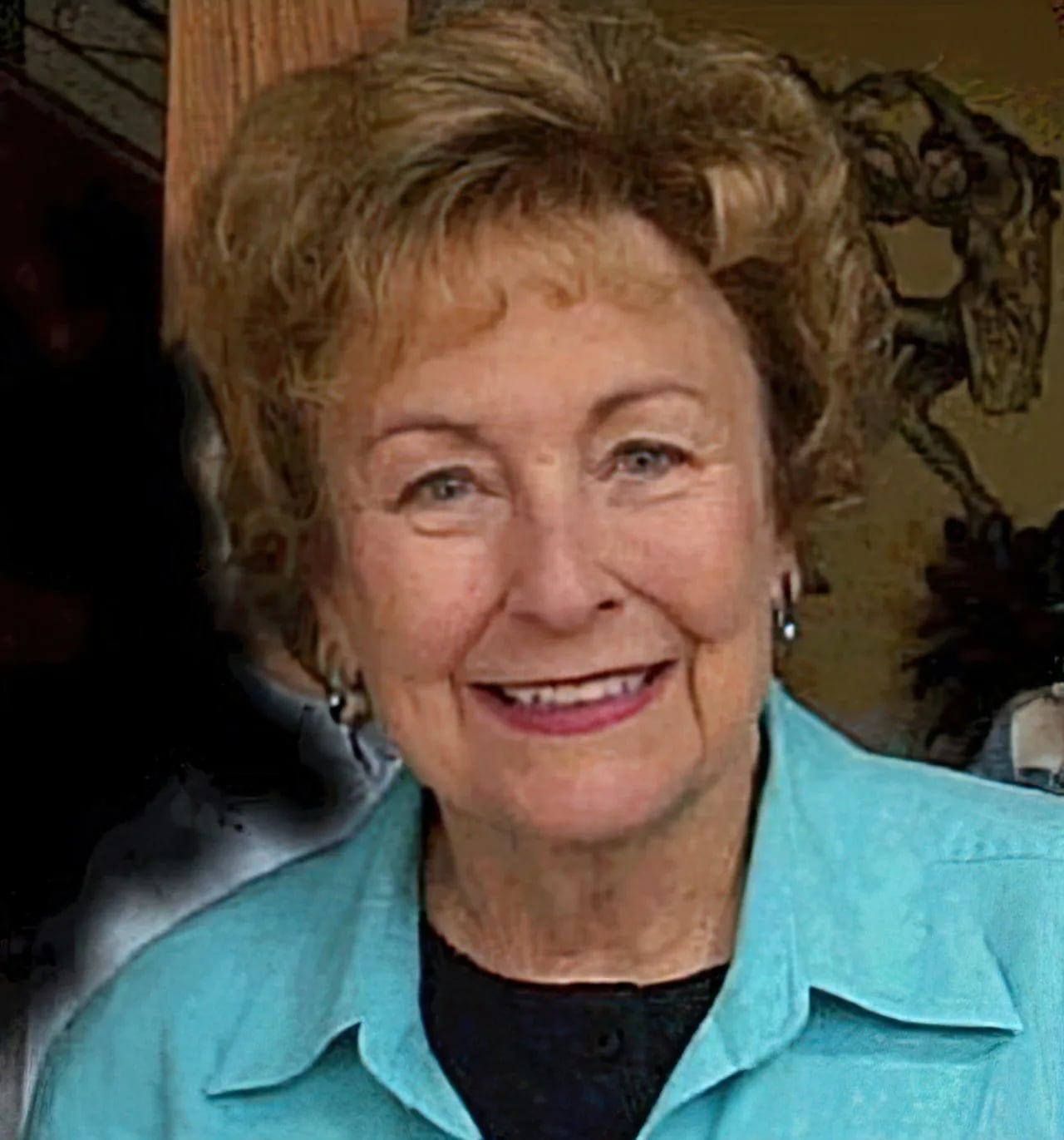 Portrait of Julia Compton Moore (1929–2004) – memorial page
