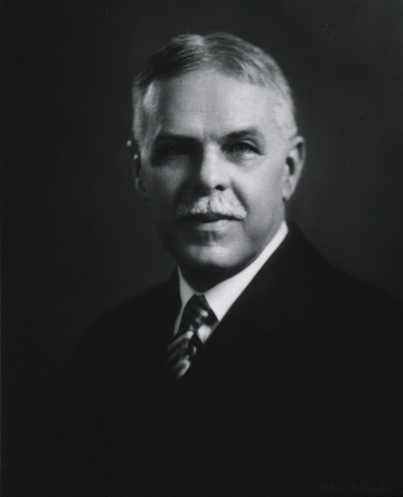 Portrait of Reid Hunt (1870–1948) – memorial page