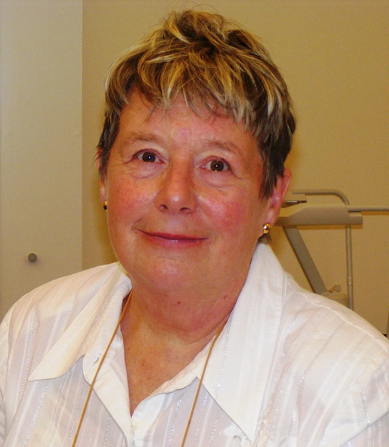 Portrait of June Clark (1941–2025) – memorial page