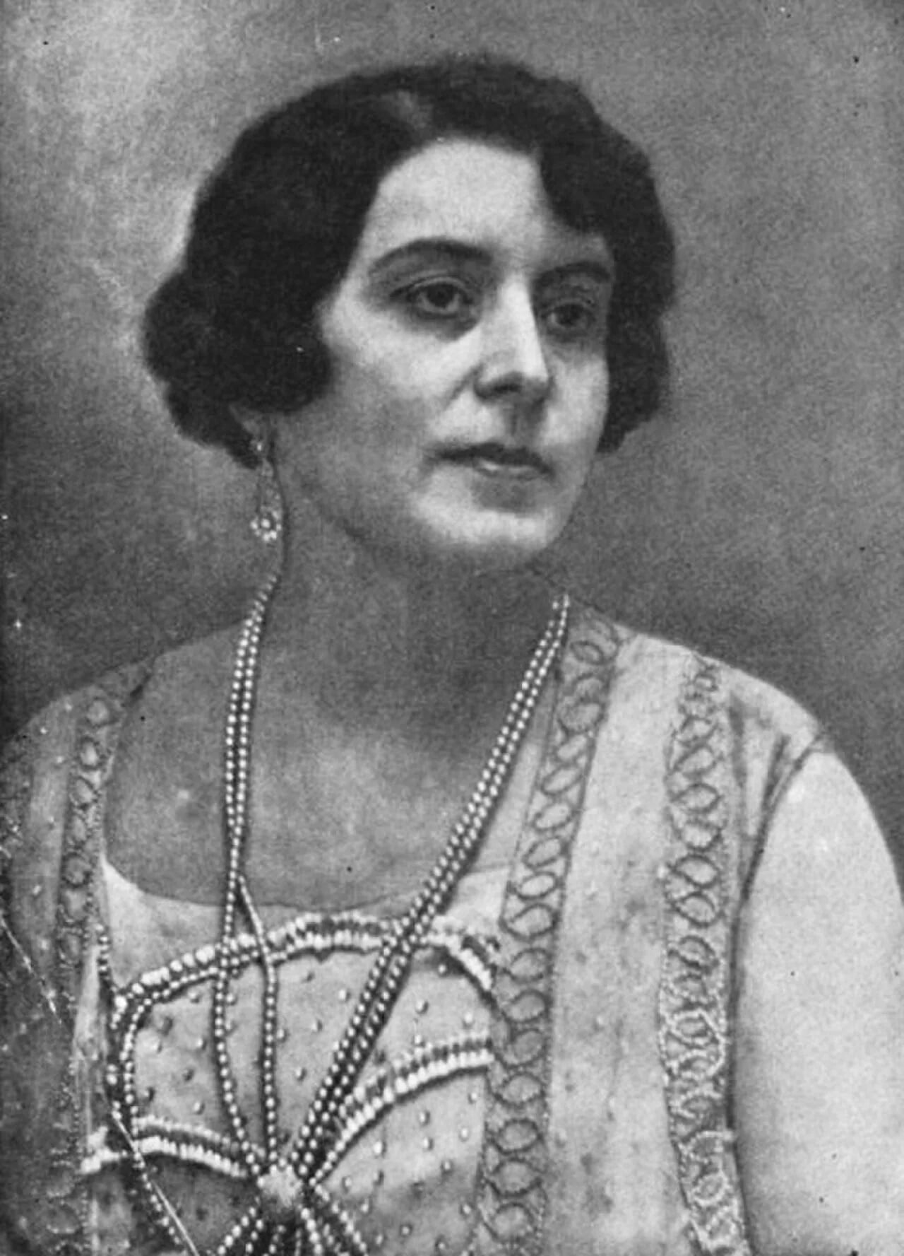 Portrait of Abigail de Paiva Cruz (1883–1944) – memorial page