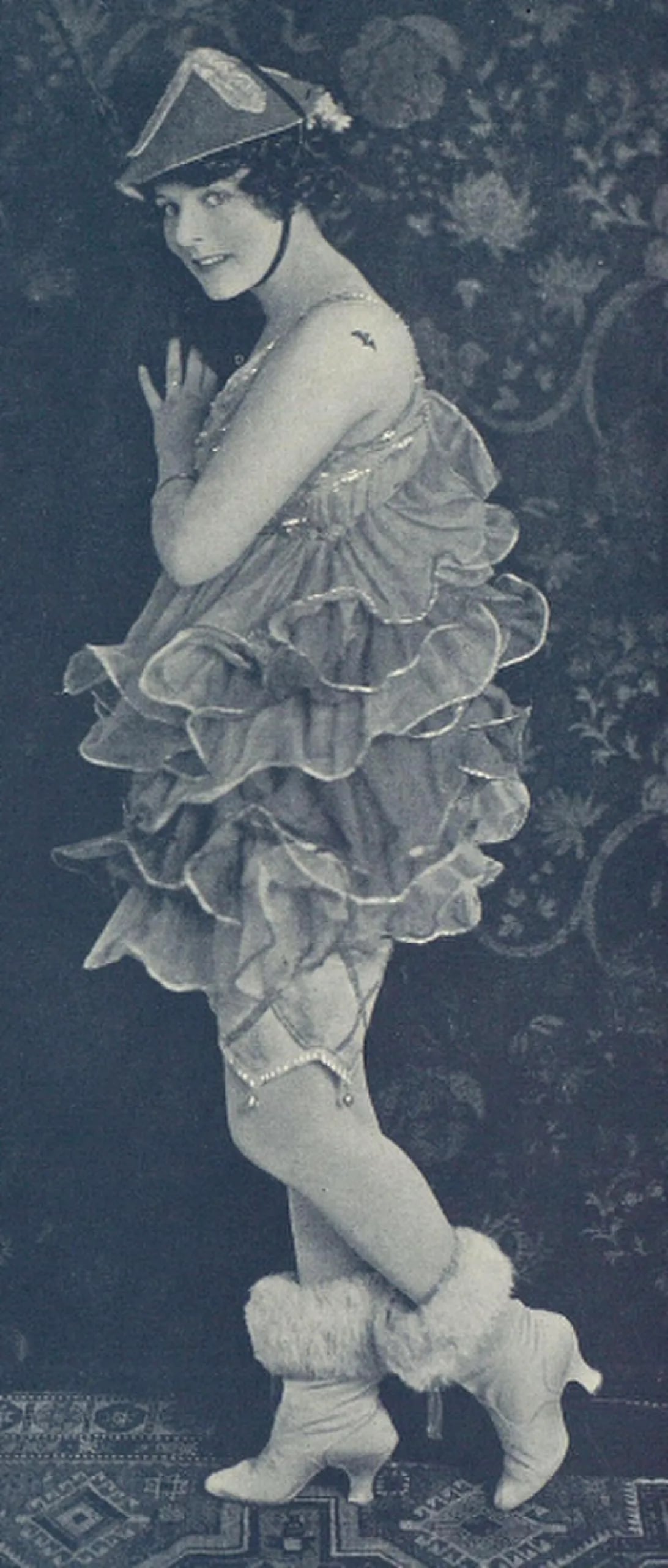 Portrait of Muriel Window (1892–1965) – memorial page