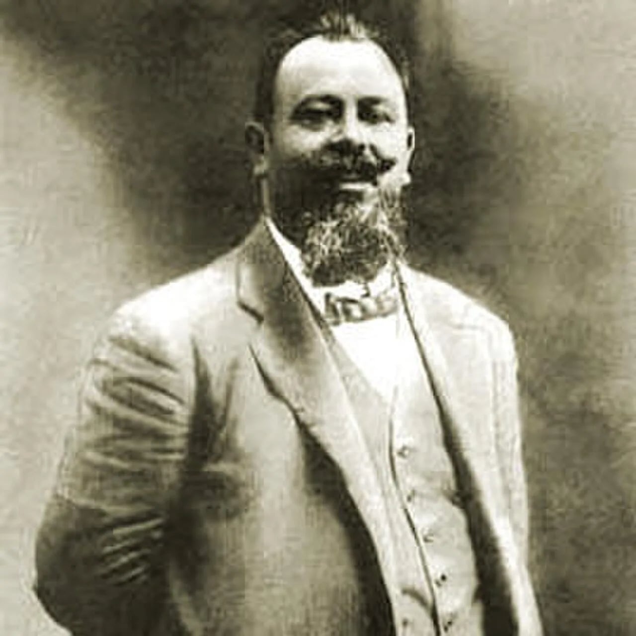 Portrait of Giovanni Montemartini (1867–1913) – memorial page