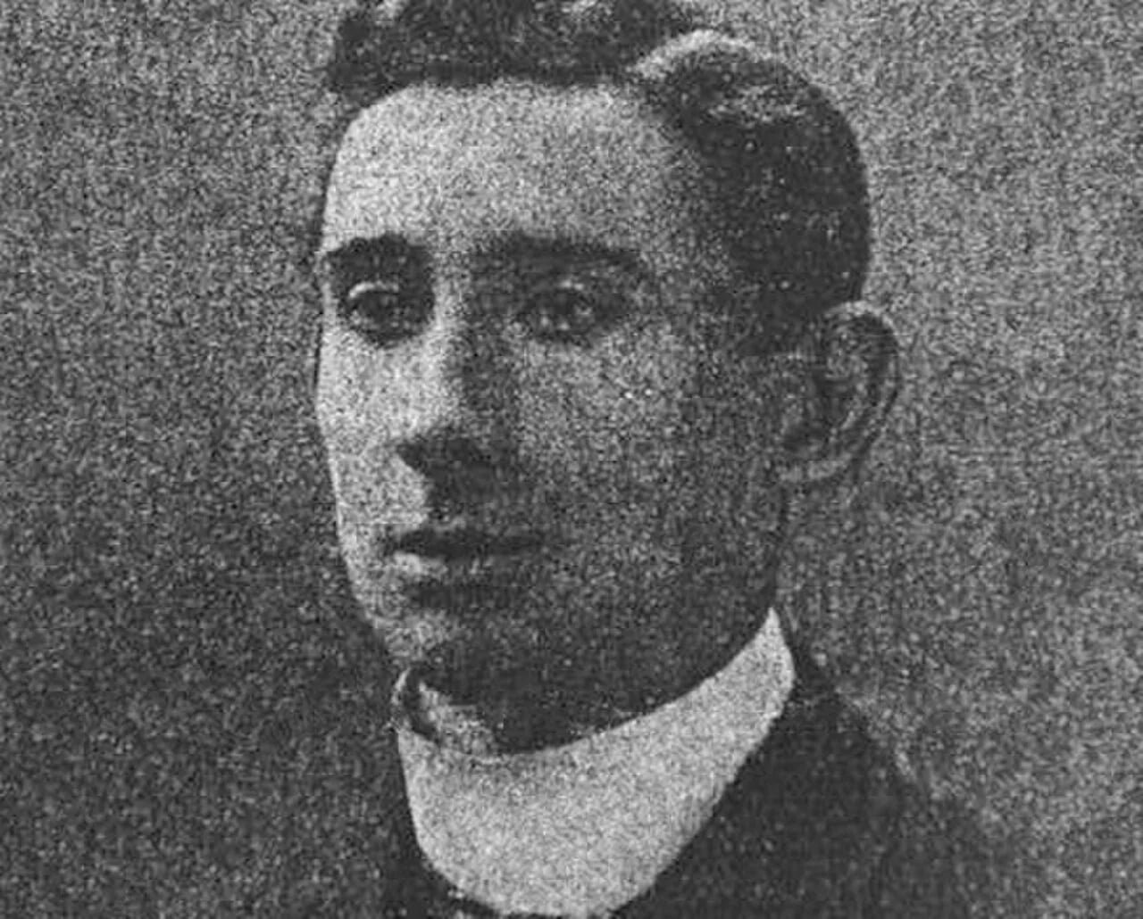 Portrait of Archie Robertson (1879–1957) – memorial page