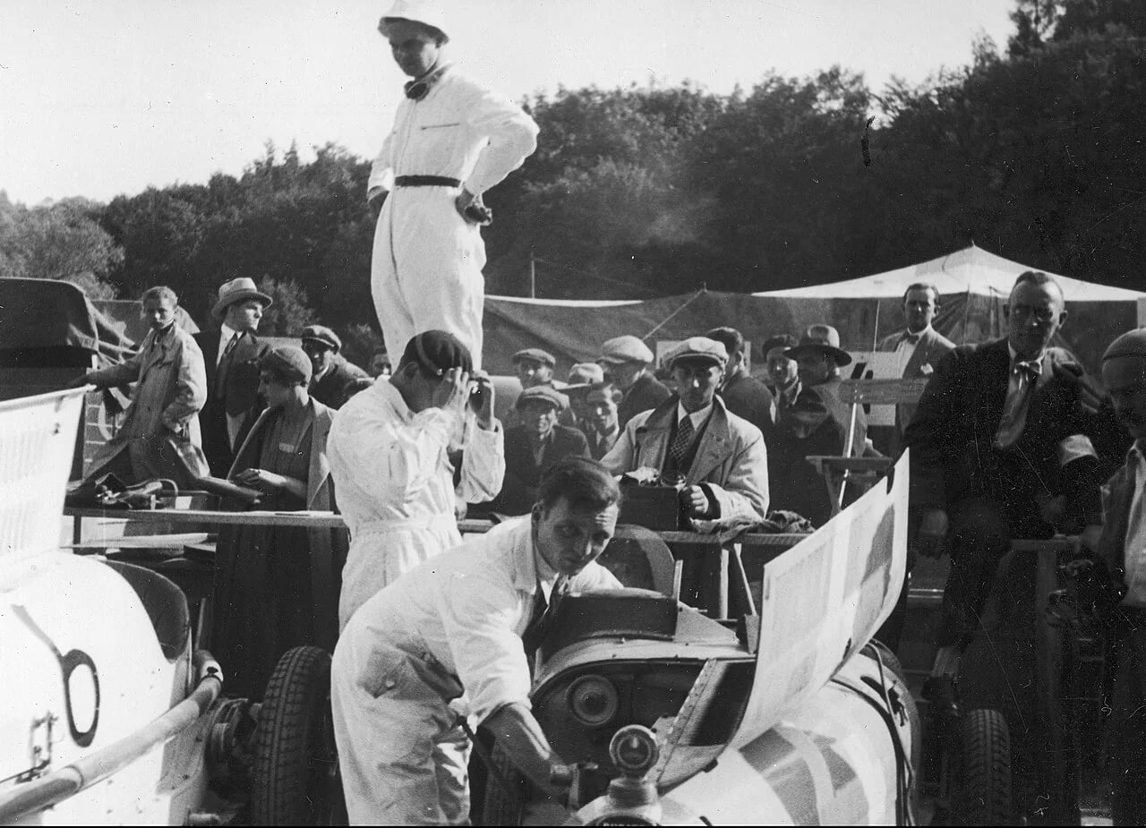Portrait of László Hartmann (1901–1938) – memorial page