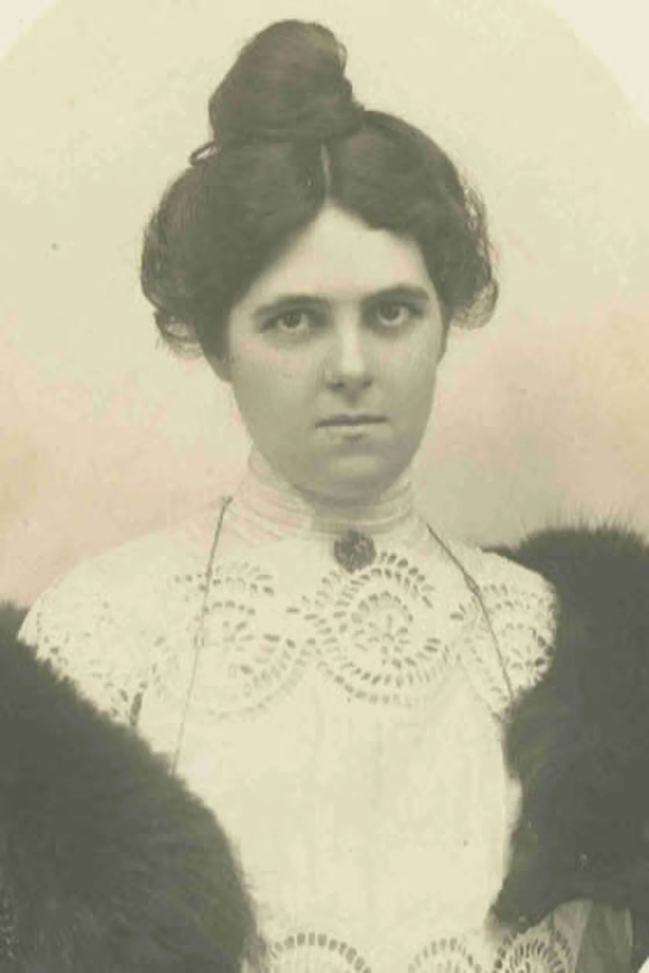 Portrait of Lasthénie Thuillier-Landry (1879–1962) – memorial page