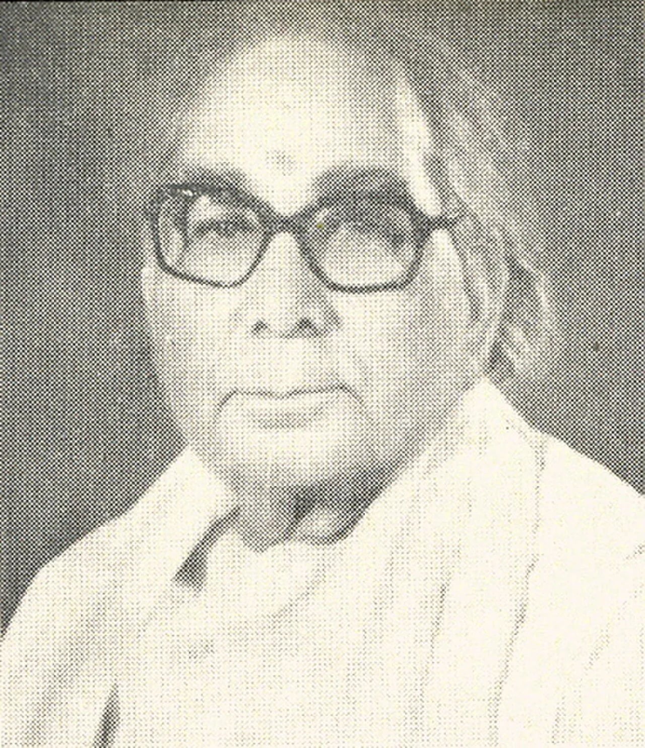Portrait of Kamalapati Tripathi (1905–1990) – memorial page