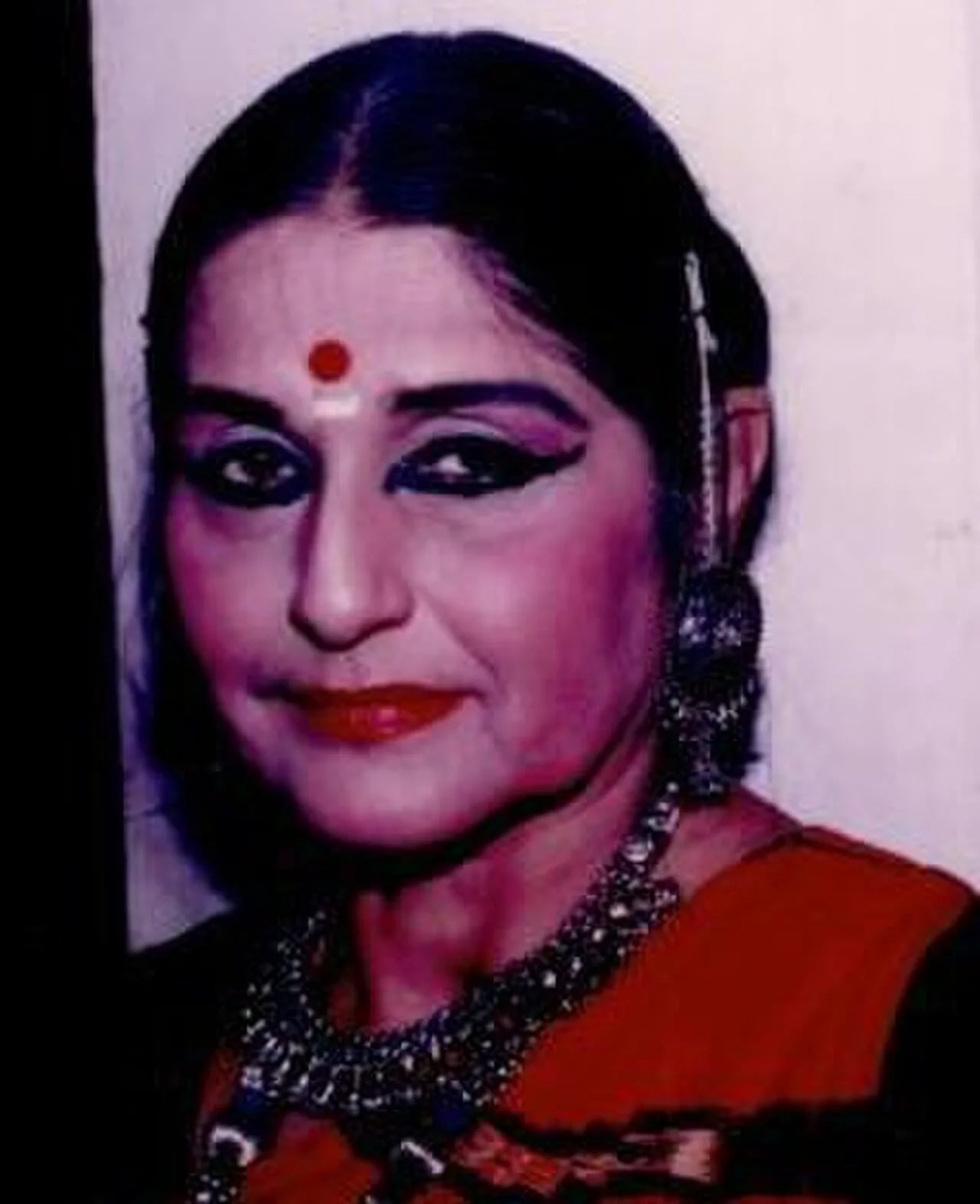 Portrait of Kanak Rele (1937–2023) – memorial page