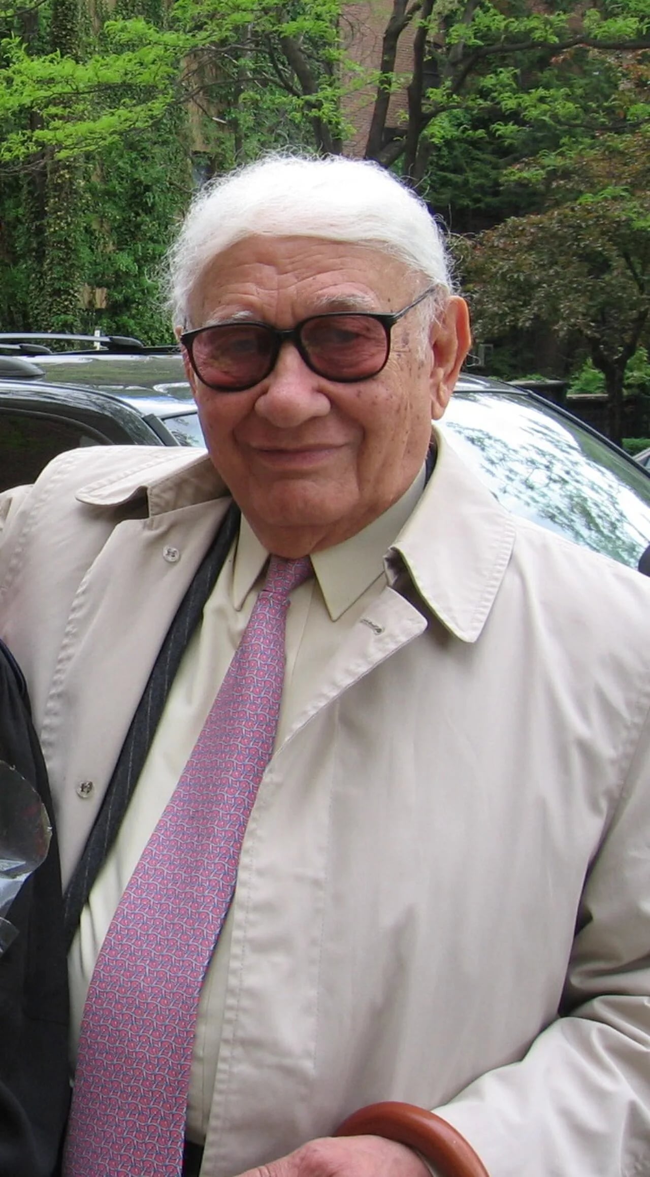 Porträt von Aldo Parisot (1918–2018) – Gedenkseite