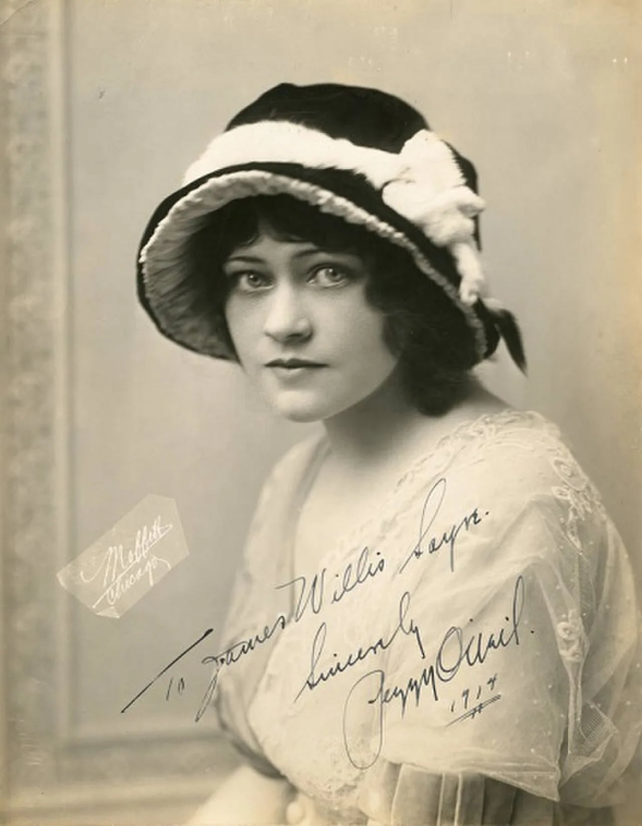 Portrait of Peggy O’Neil (1894–1960) – memorial page