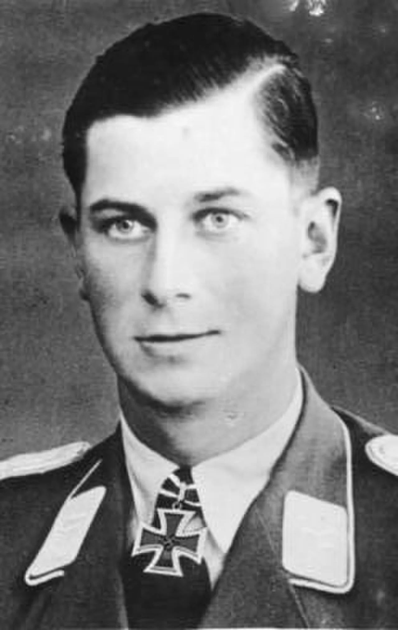 Portrait of Karl-Heinz Becker (1914–2000) – memorial page