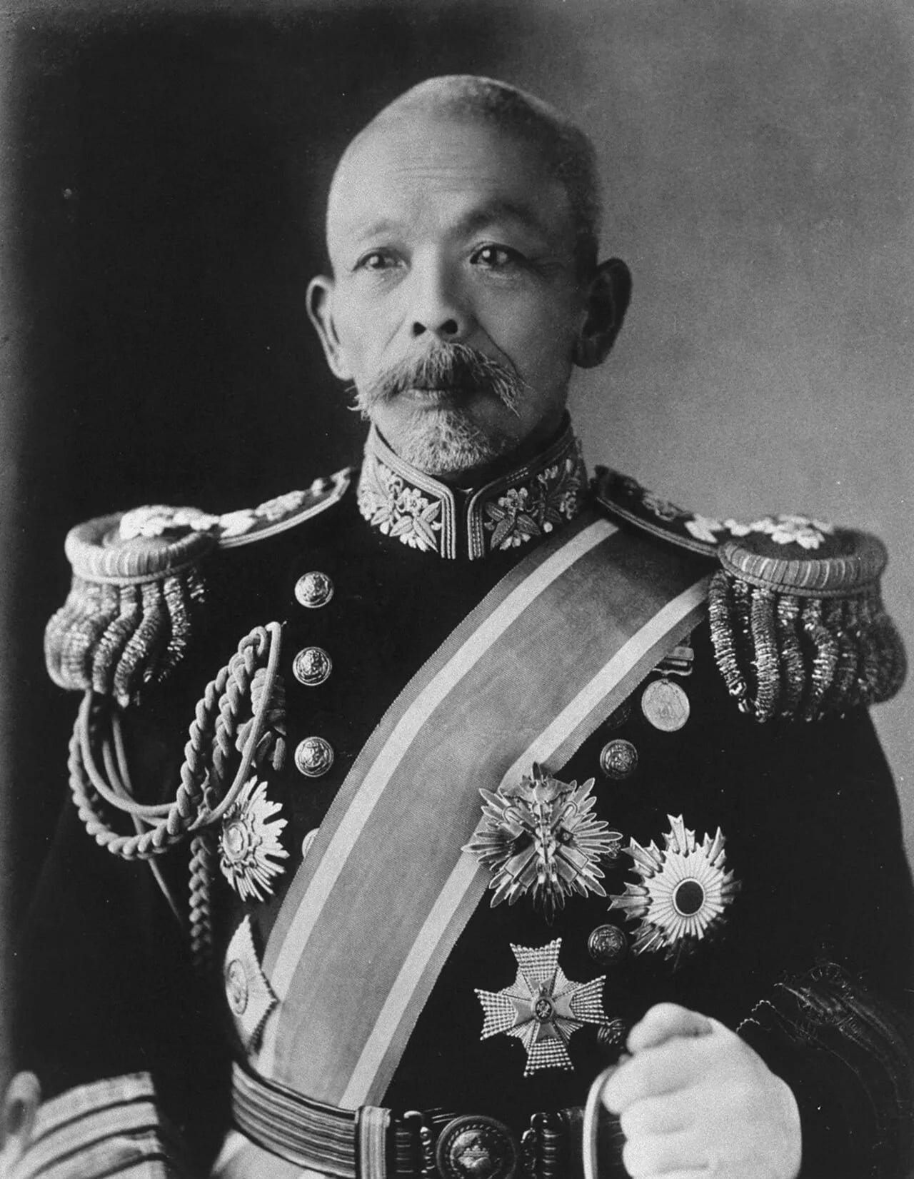 Portrait of Kataoka Shichirō (1854–1920) – memorial page