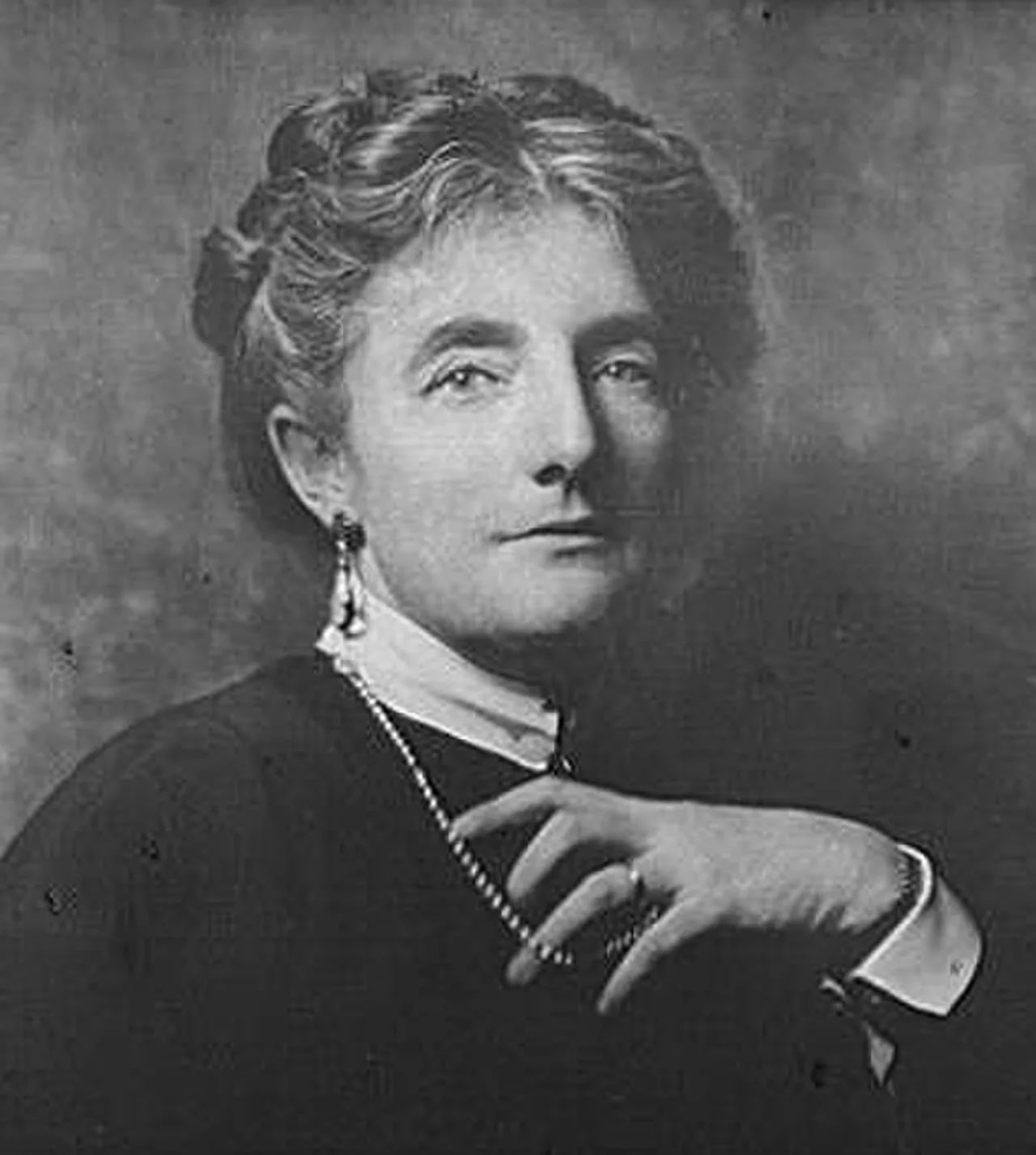 Portrait of Kathleen Norris (1880–1966) – memorial page