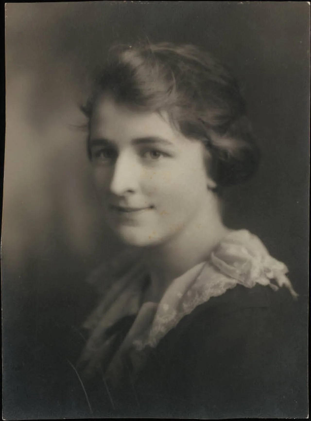 Porträt von Kathryn Hulme (1900–1981) – Gedenkseite