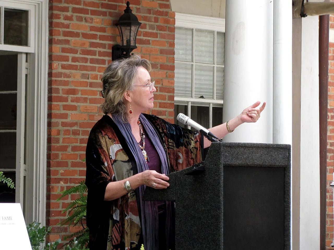 Portrait of Kathryn Stripling Byer (1944–2017) – memorial page