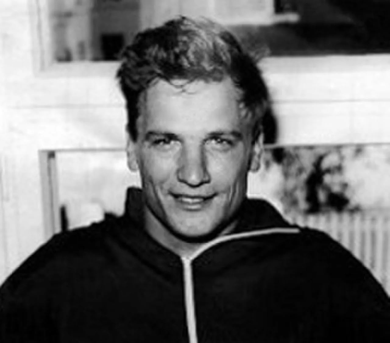 Porträt von Kauko Kangasniemi (1942–2013) – Gedenkseite