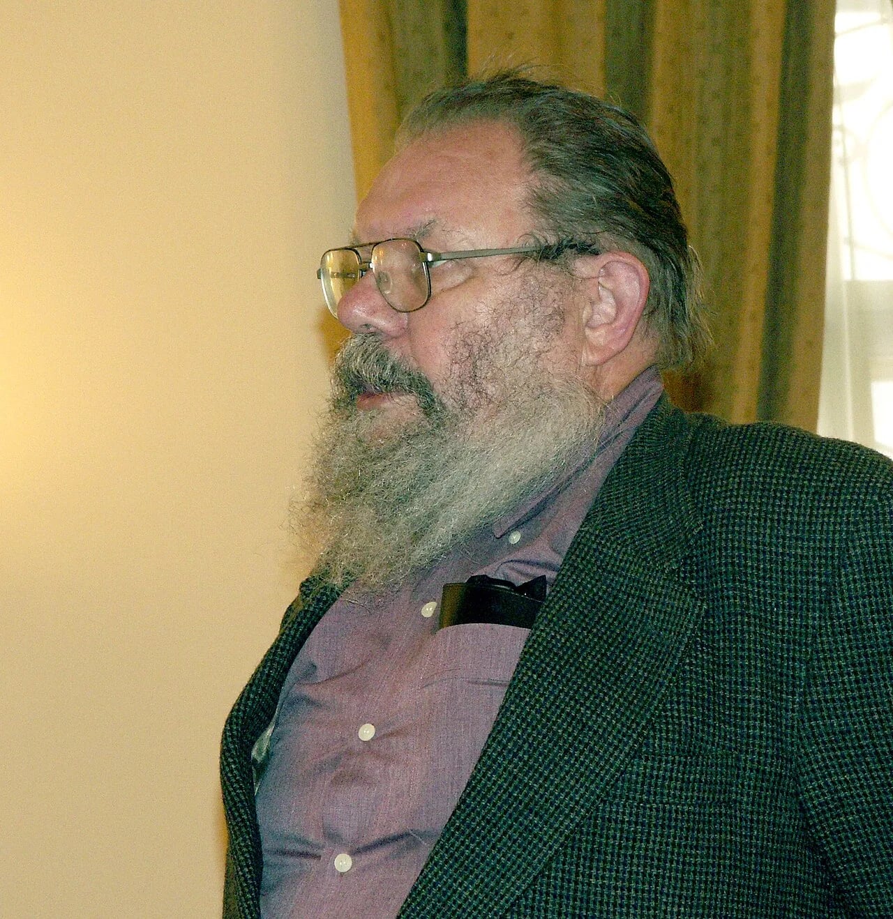 Porträt von Kazys Almenas (1935–2017) – Gedenkseite