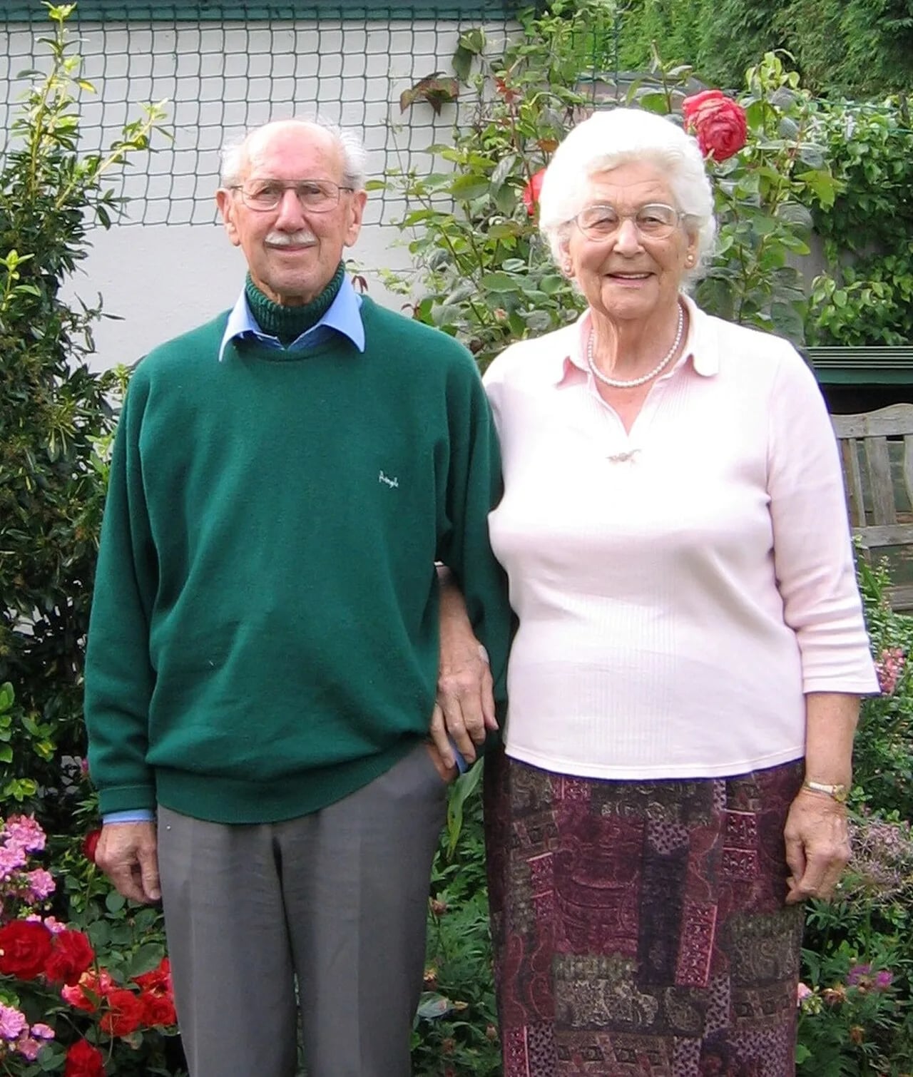 Portrait of Keith Lawrence (1919–2016) – memorial page