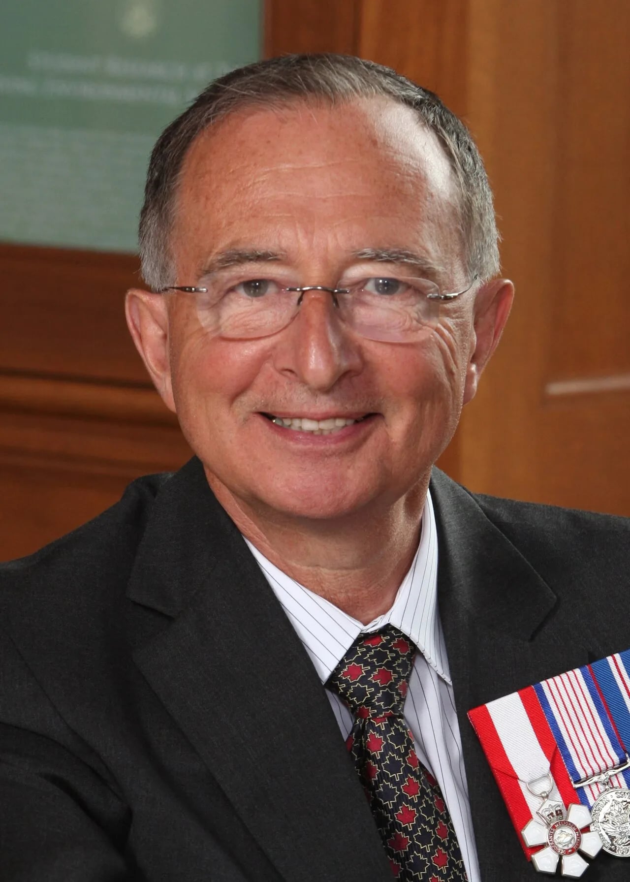 Portrait of Kelvin Ogilvie (1942–2025) – memorial page
