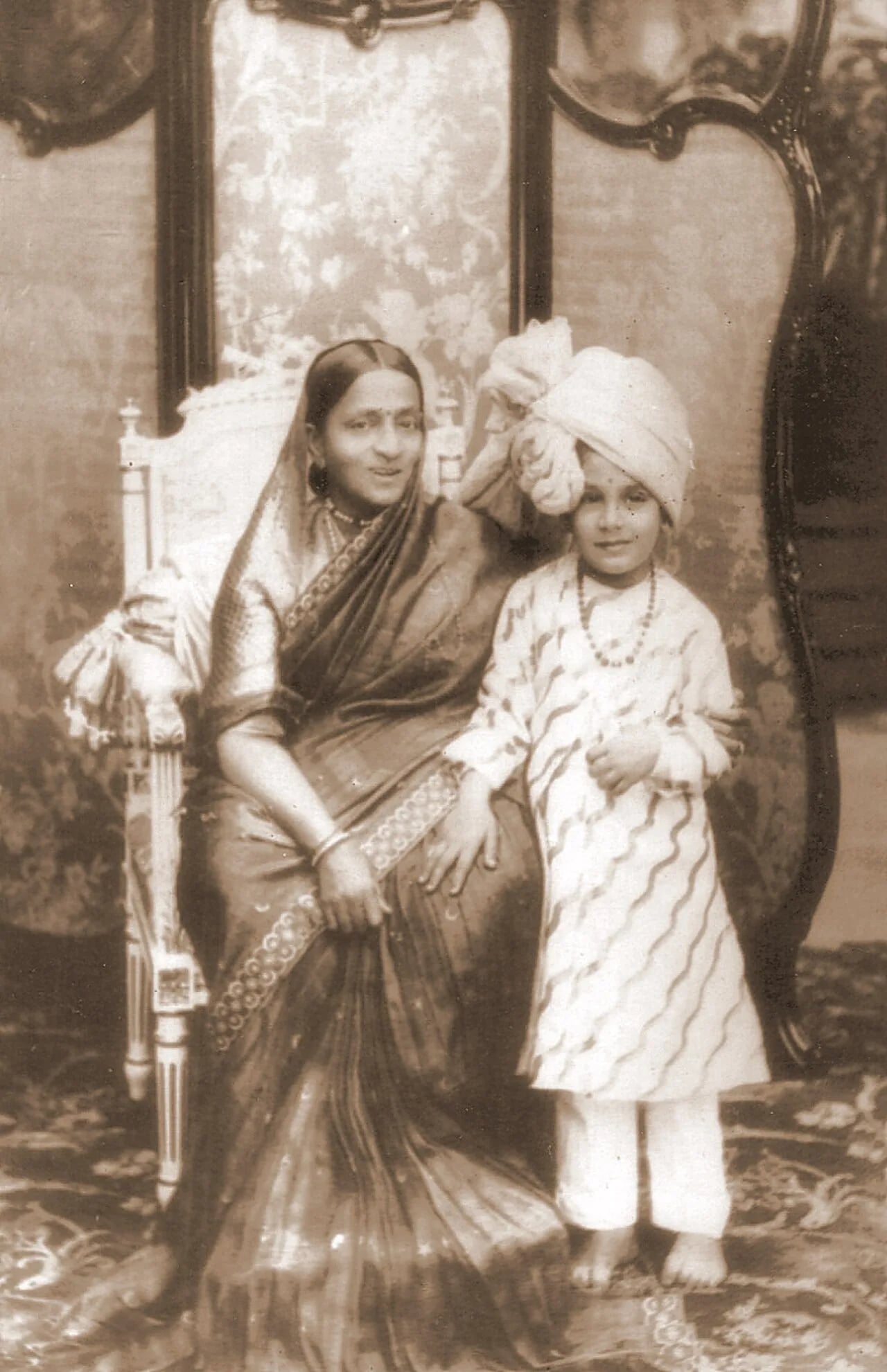 Porträt von Kempa Nanjammani Vani Vilasa Sannidhana (1866–1934) – Gedenkseite