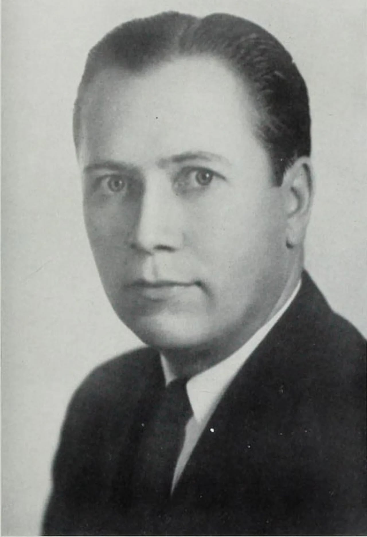 Portrait of Kenneth H. Tuggle (1904–1978) – memorial page