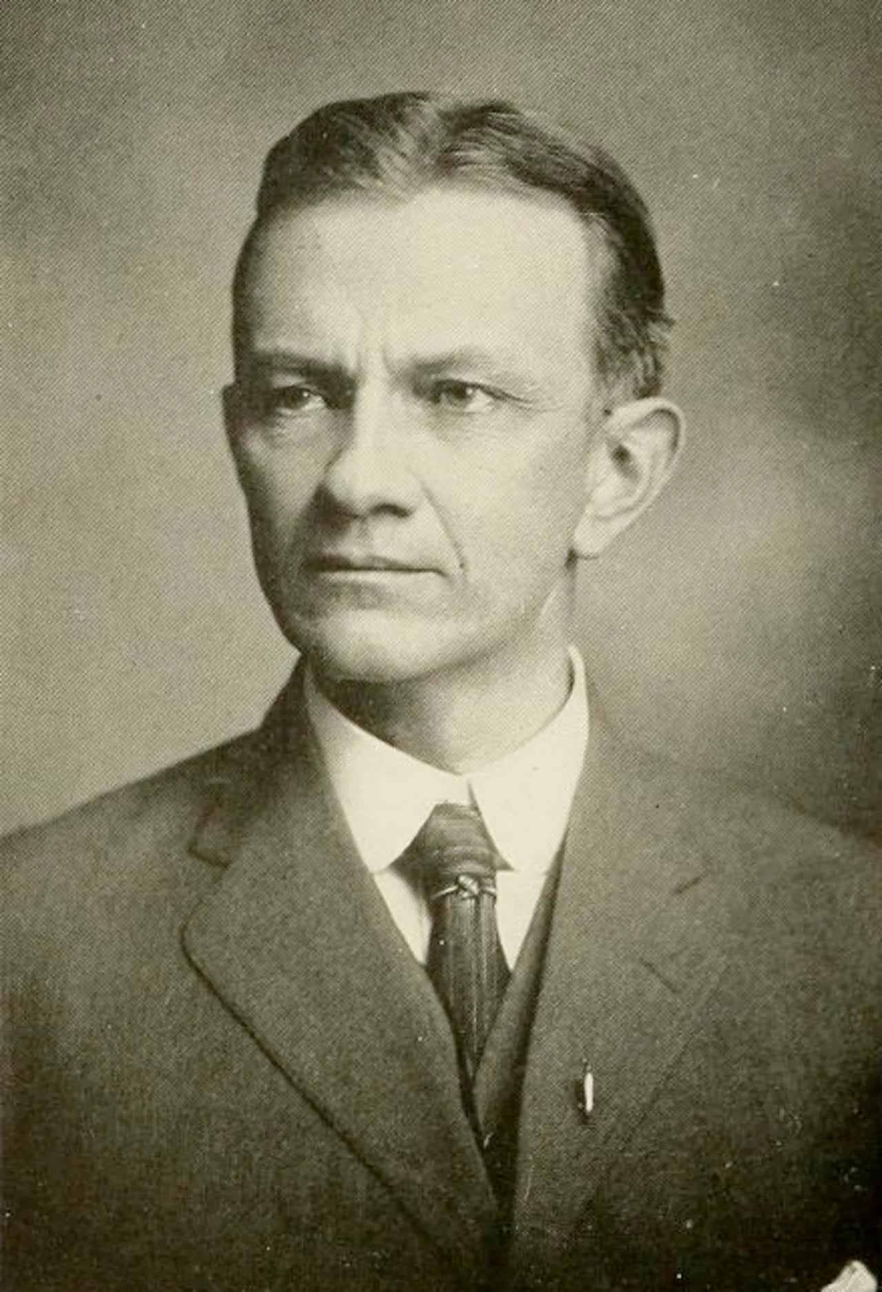 Portrait of Kenyon L. Butterfield (1868–1935) – memorial page