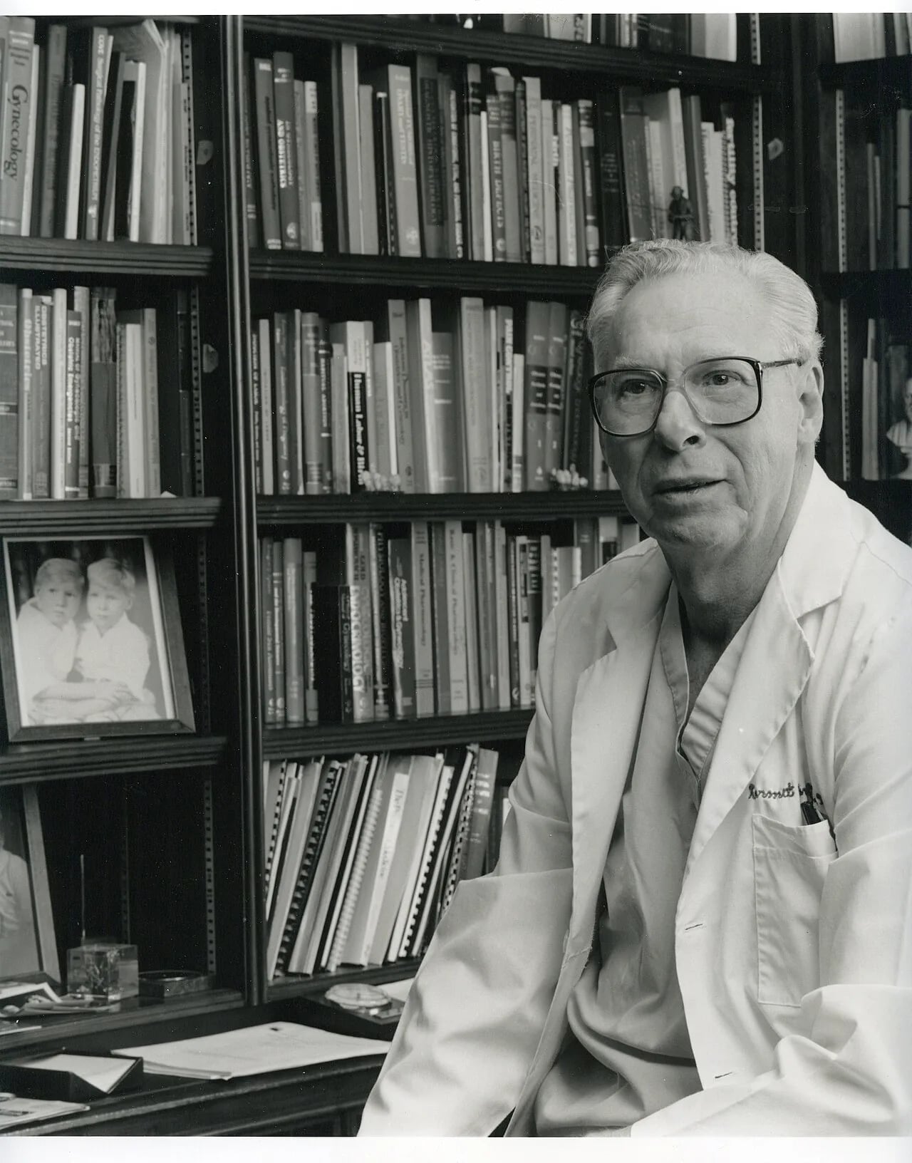 Portrait of Kermit Edward Krantz (1923–2007) – memorial page
