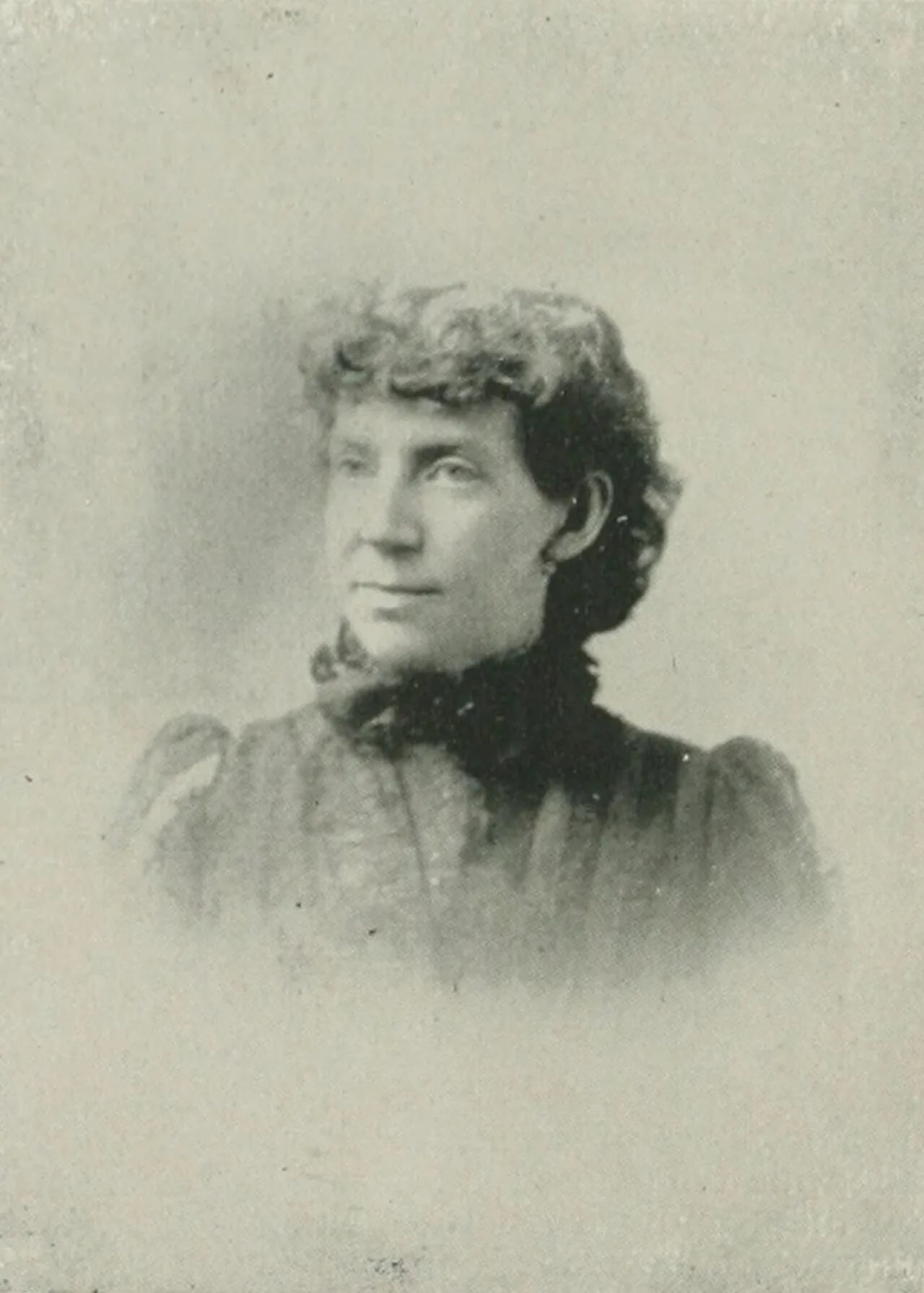 Porträt von Ella May Bennett (1855–1932) – Gedenkseite