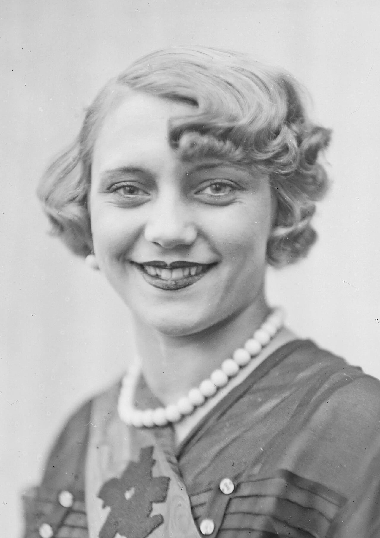 Porträt von Yvette Lebon (1910–2014) – Gedenkseite