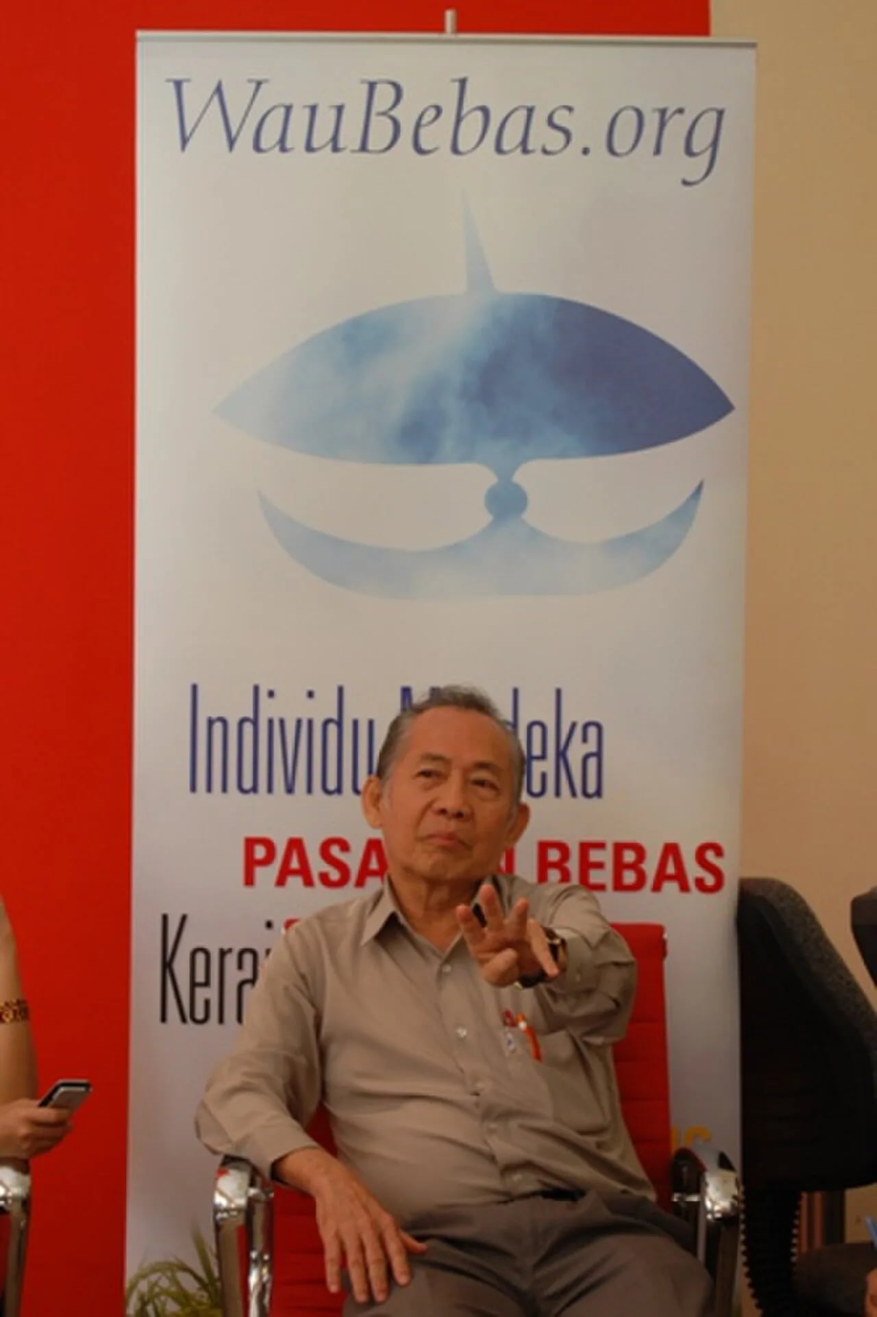 Portrait of Khoo Kay Kim (1937–2019) – memorial page